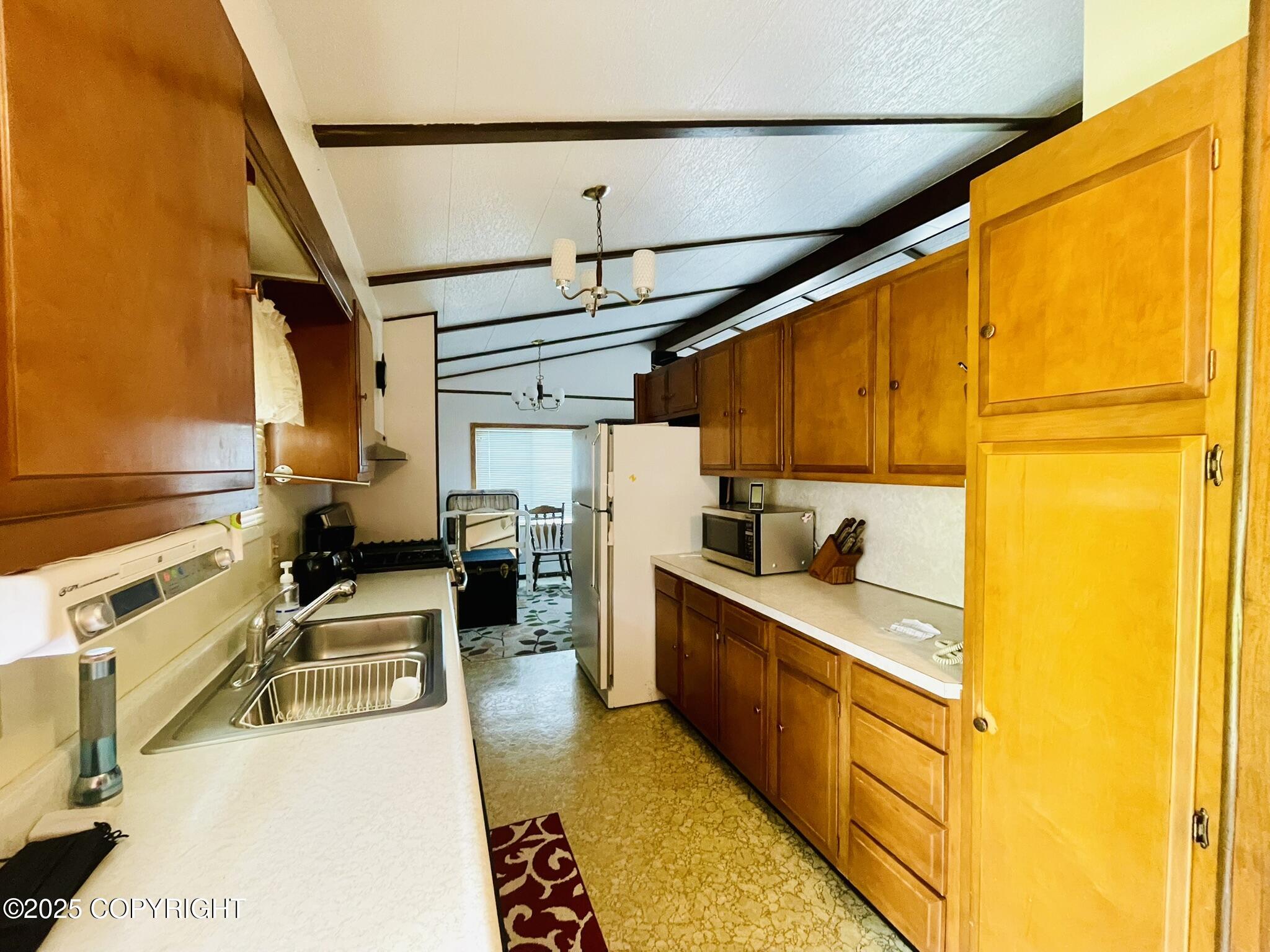 1310 Madsen Avenue, Kodiak, Alaska image 13