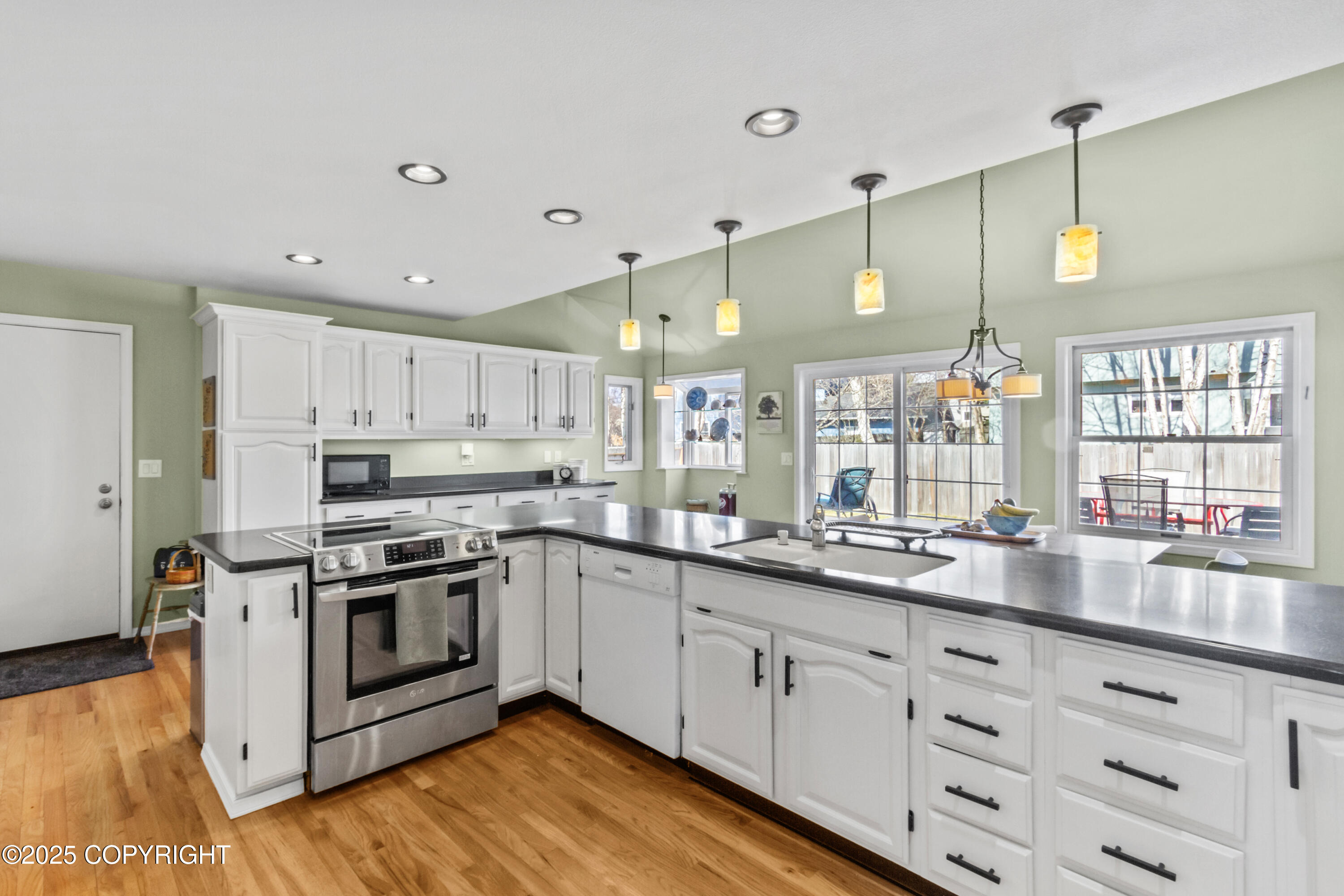 2915 Chesapeake Avenue, Anchorage, Alaska image 17