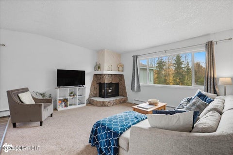Multifamily For Rent - 2601 W 32nd Avenue<br/> Anchorage, AK 99517