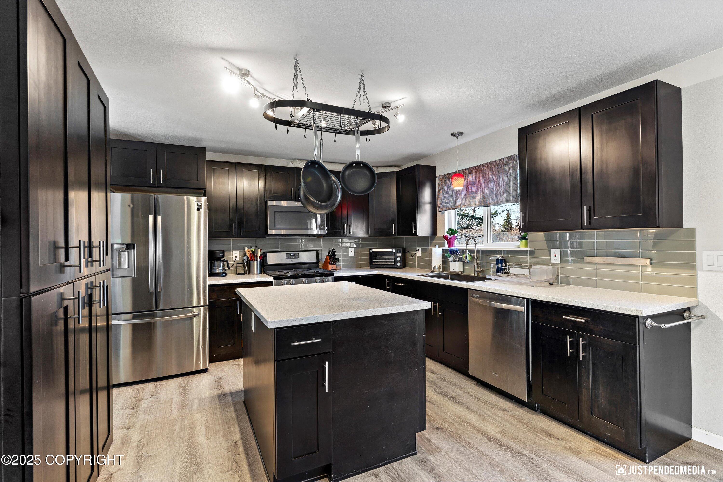 3410 Perenosa Bay Drive, Anchorage, Alaska image 16