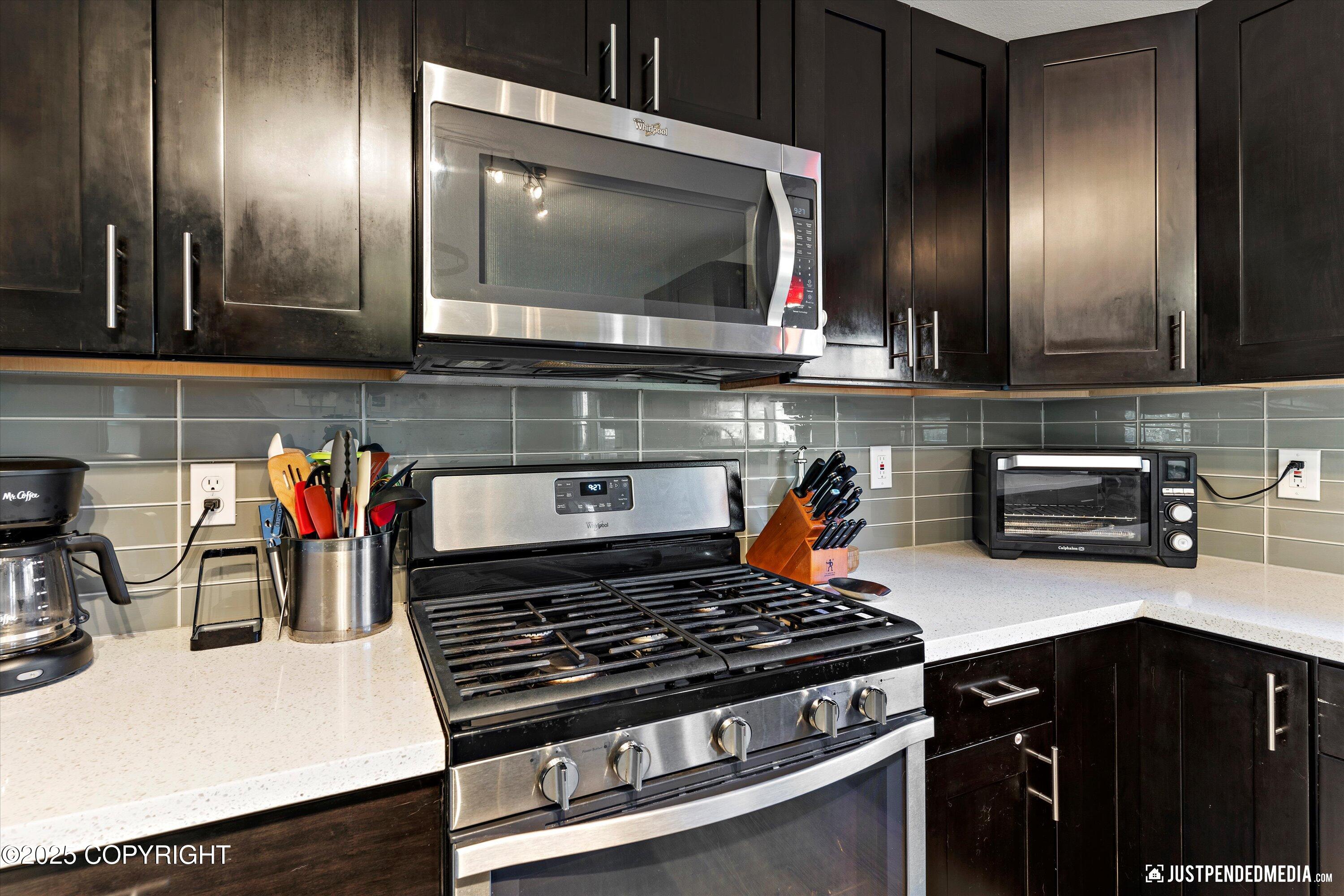 3410 Perenosa Bay Drive, Anchorage, Alaska image 19