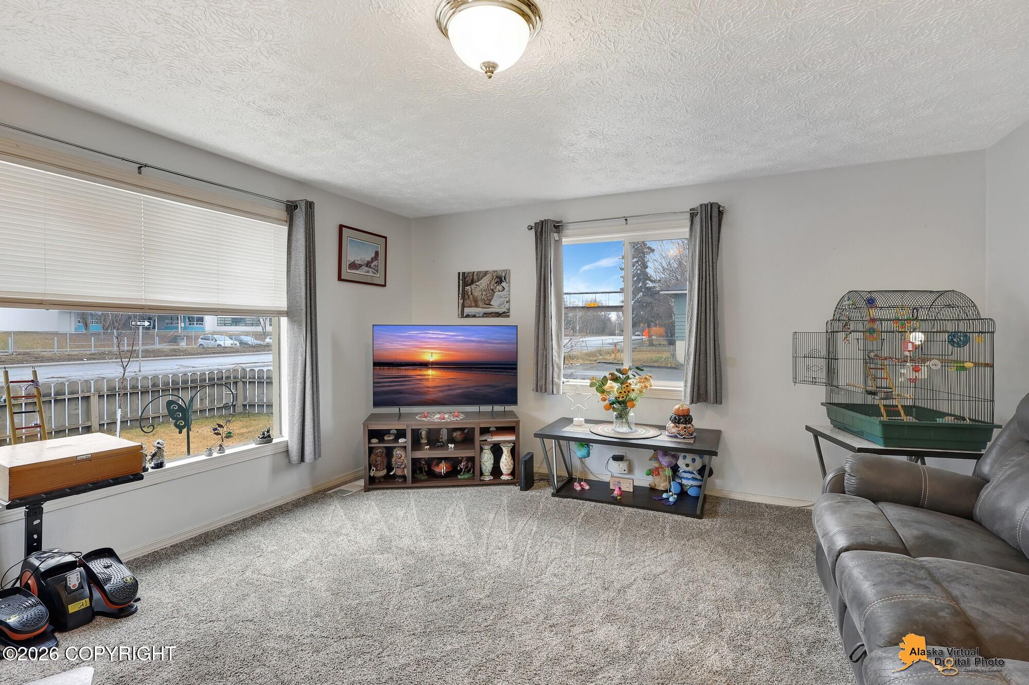 1005 W Tudor Road