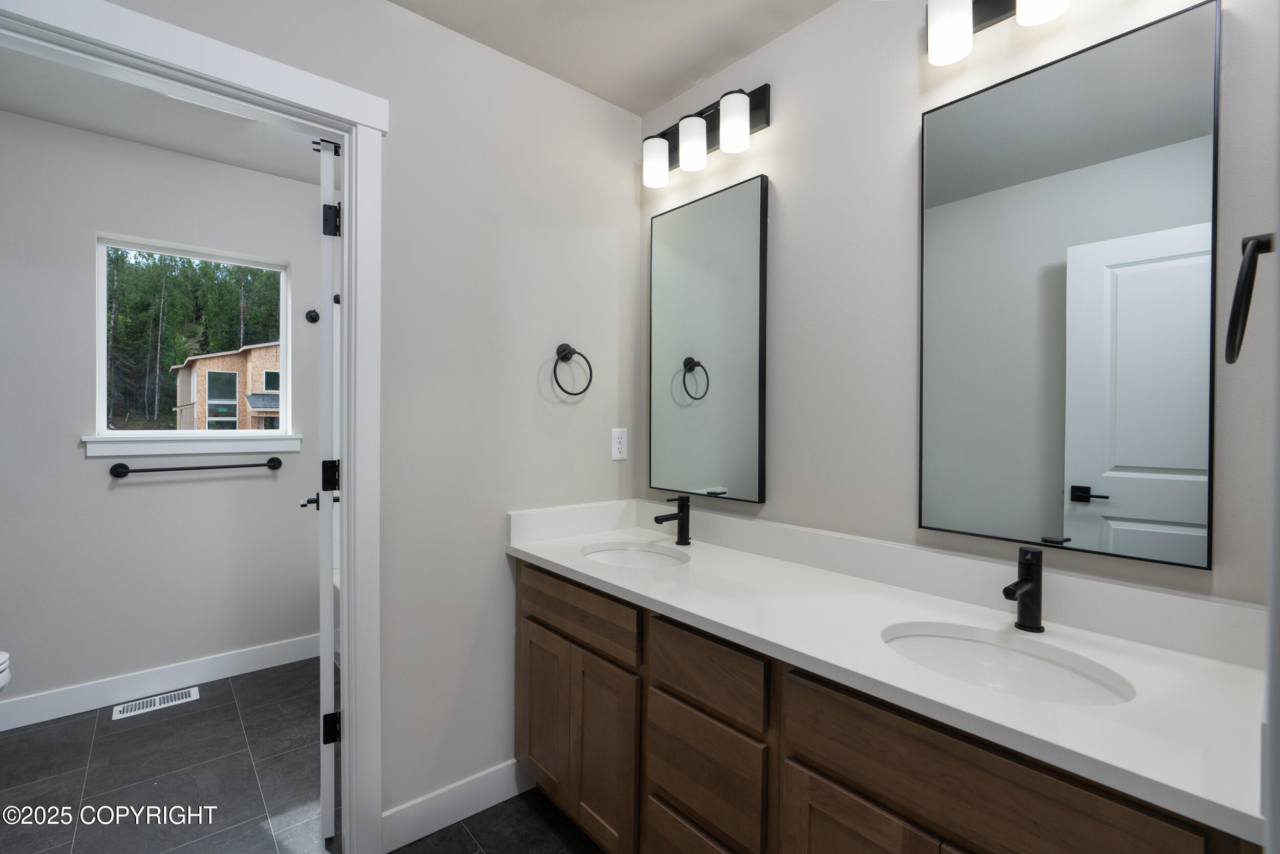 18085 N Rivervista Road, Eagle River, Alaska image 41