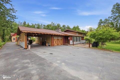 Photo of 911 E Fairview Loop, Wasilla, AK 99654 (MLS # 26-7902)