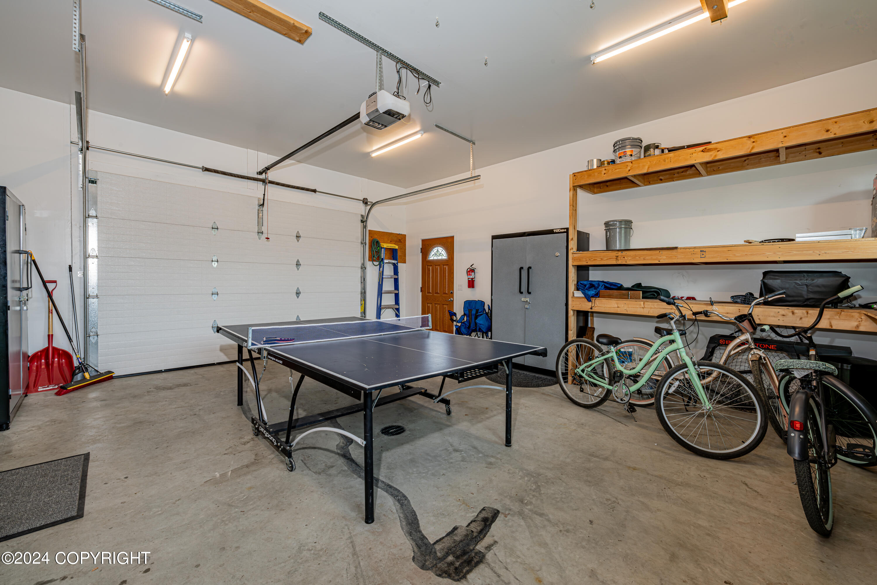 Homer, Alaska 99603, United States, 3 Bedrooms Bedrooms, ,2 BathroomsBathrooms,Residential,Pending,46905