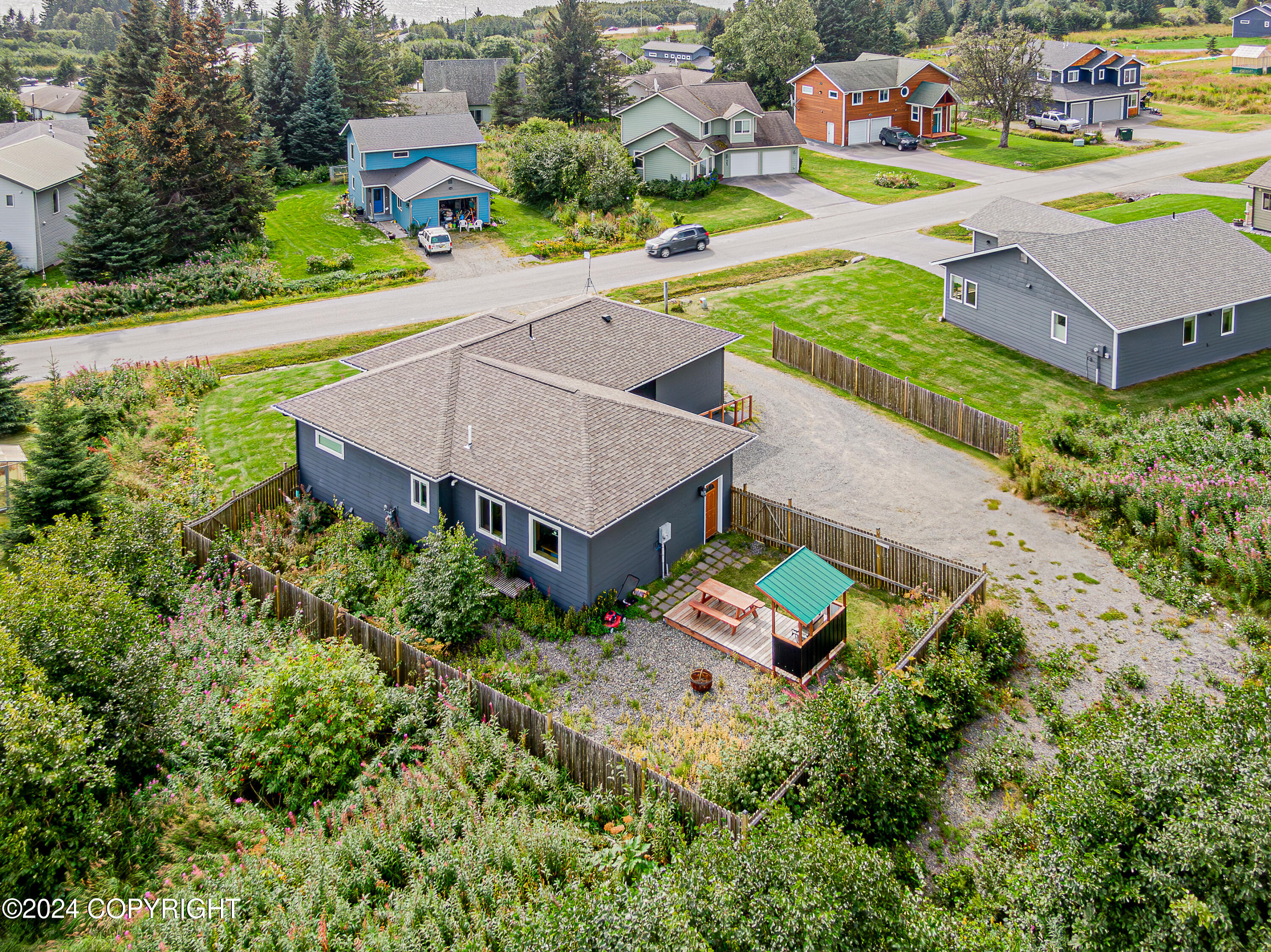 Homer, Alaska 99603, United States, 3 Bedrooms Bedrooms, ,2 BathroomsBathrooms,Residential,Pending,46905