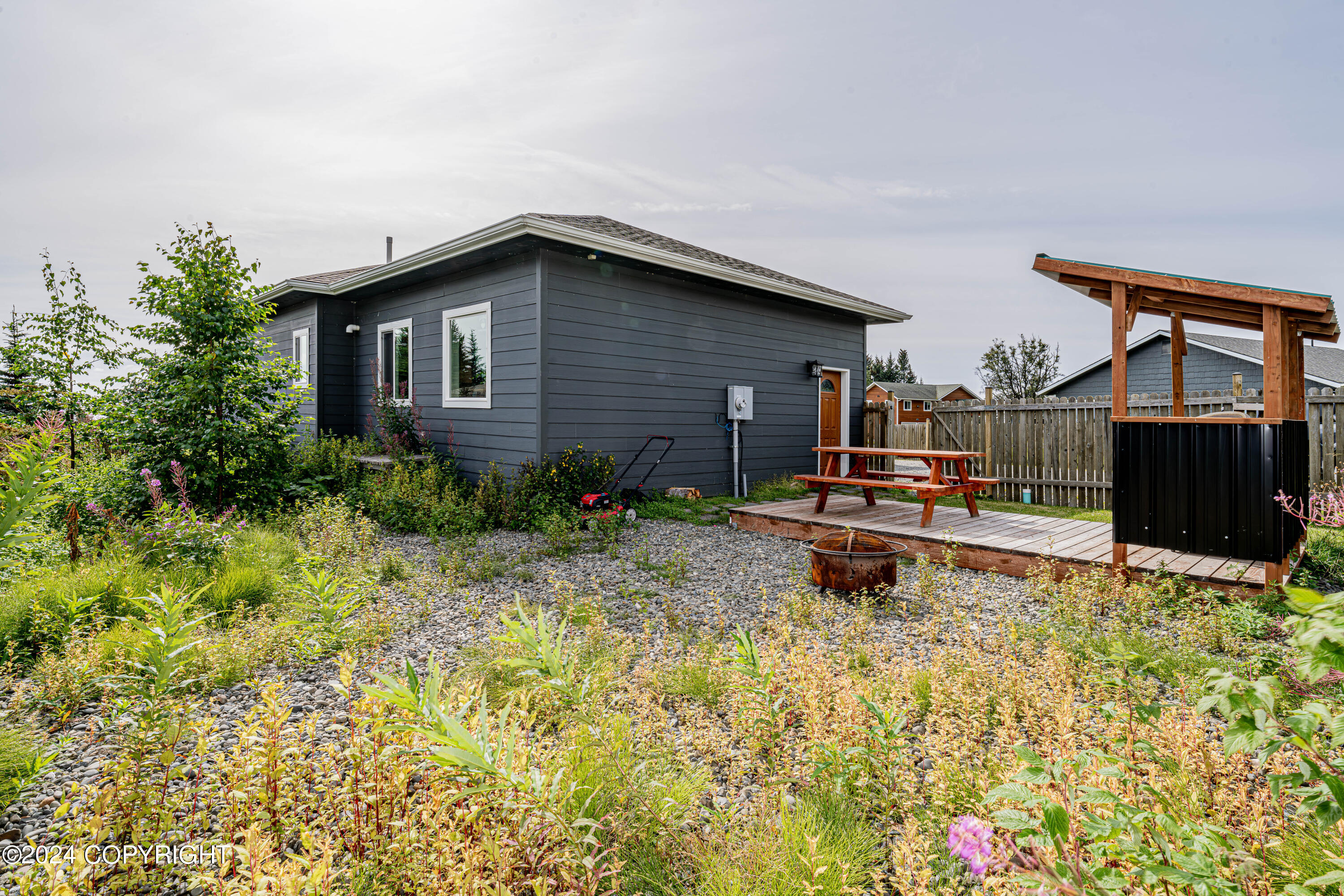 Homer, Alaska 99603, United States, 3 Bedrooms Bedrooms, ,2 BathroomsBathrooms,Residential,Pending,46905