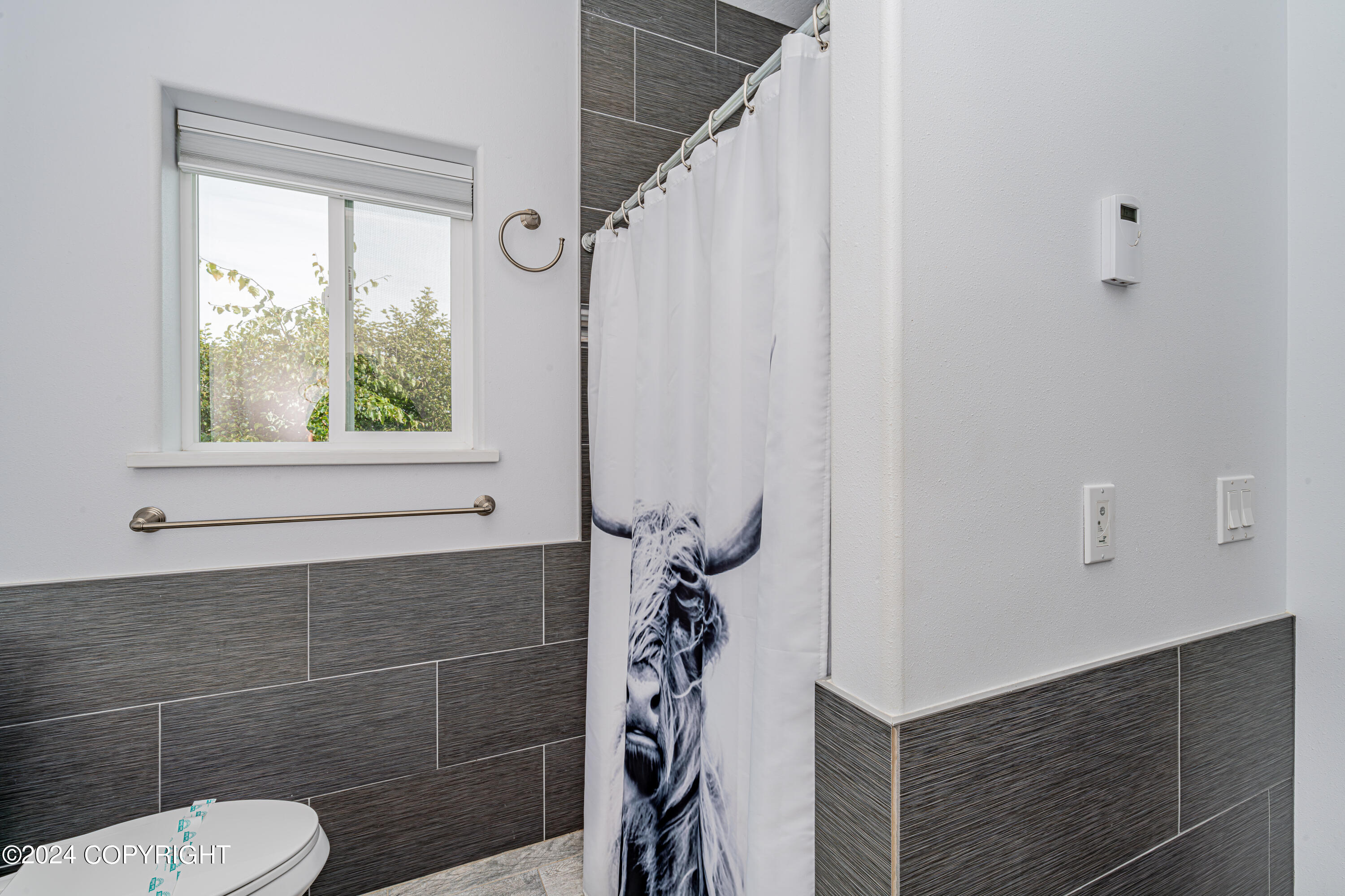 Homer, Alaska 99603, United States, 3 Bedrooms Bedrooms, ,2 BathroomsBathrooms,Residential,Pending,46905