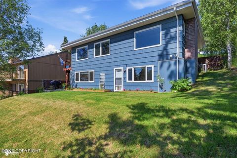 Photo of 460 Vista Glen Court, Anchorage, AK 99501 (MLS # 26-7315)