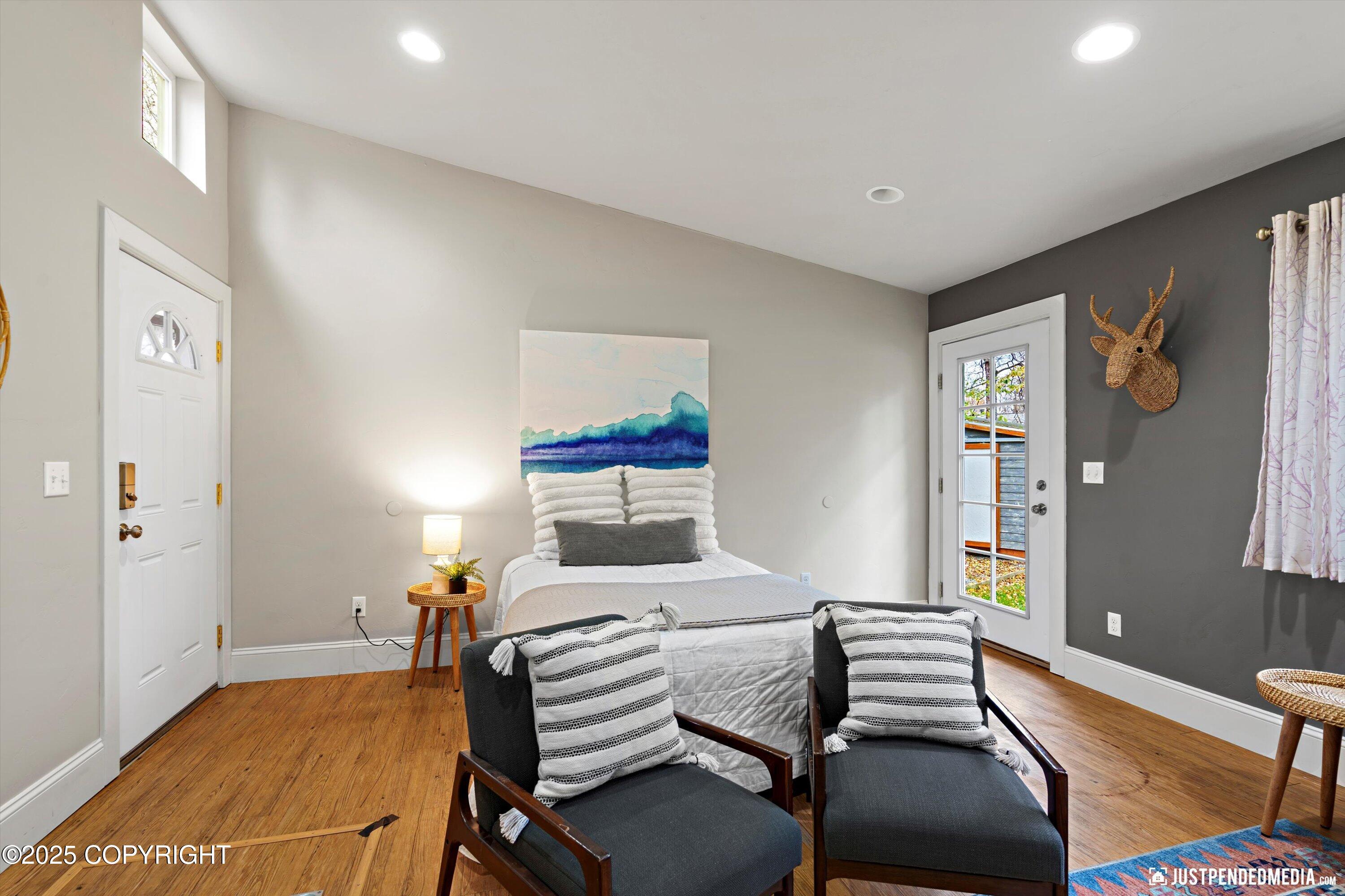 Anchorage, Alaska 99515, United States, 5 Bedrooms Bedrooms, ,3 BathroomsBathrooms,Residential,Active,225454