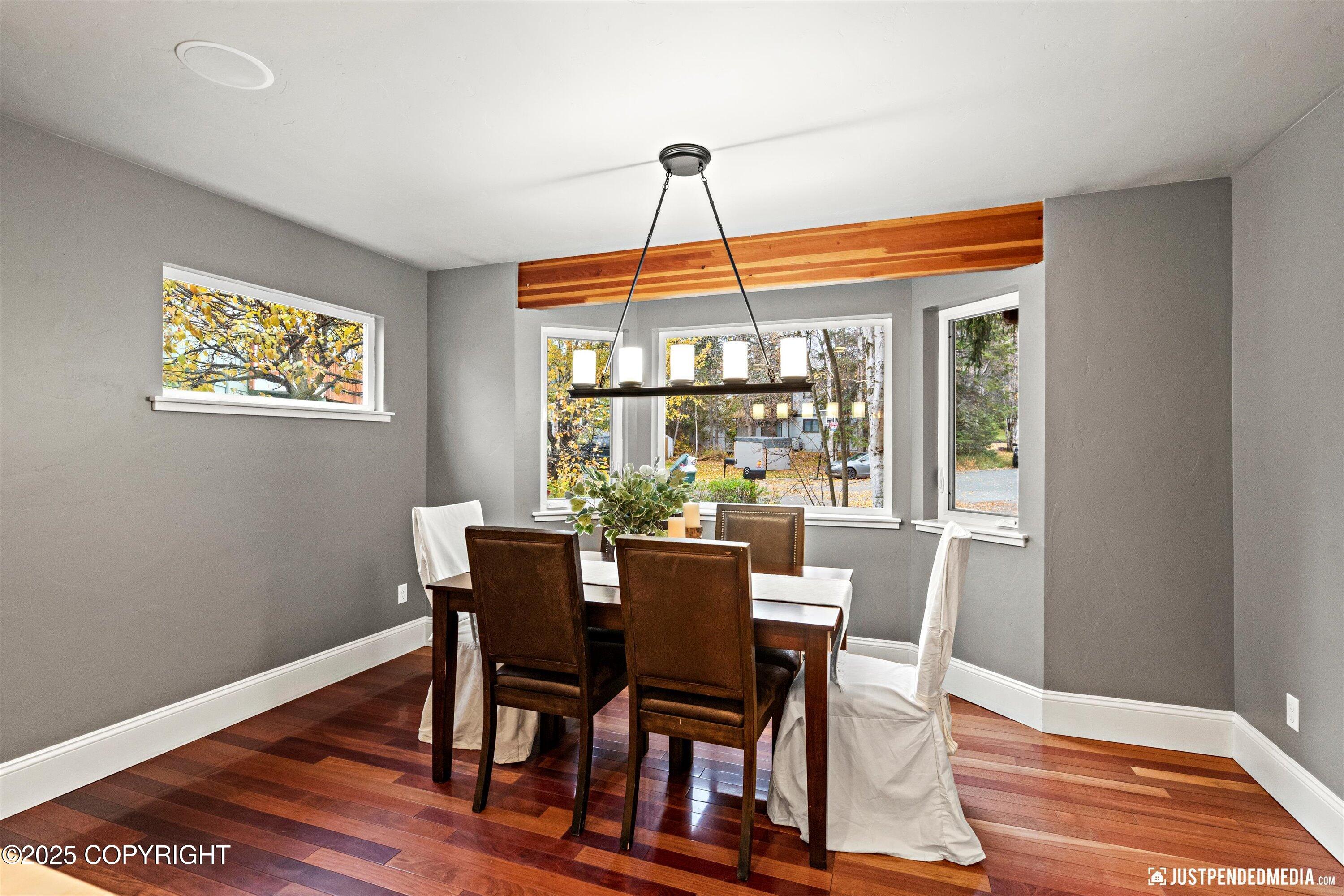 Anchorage, Alaska 99515, United States, 5 Bedrooms Bedrooms, ,3 BathroomsBathrooms,Residential,Active,225454