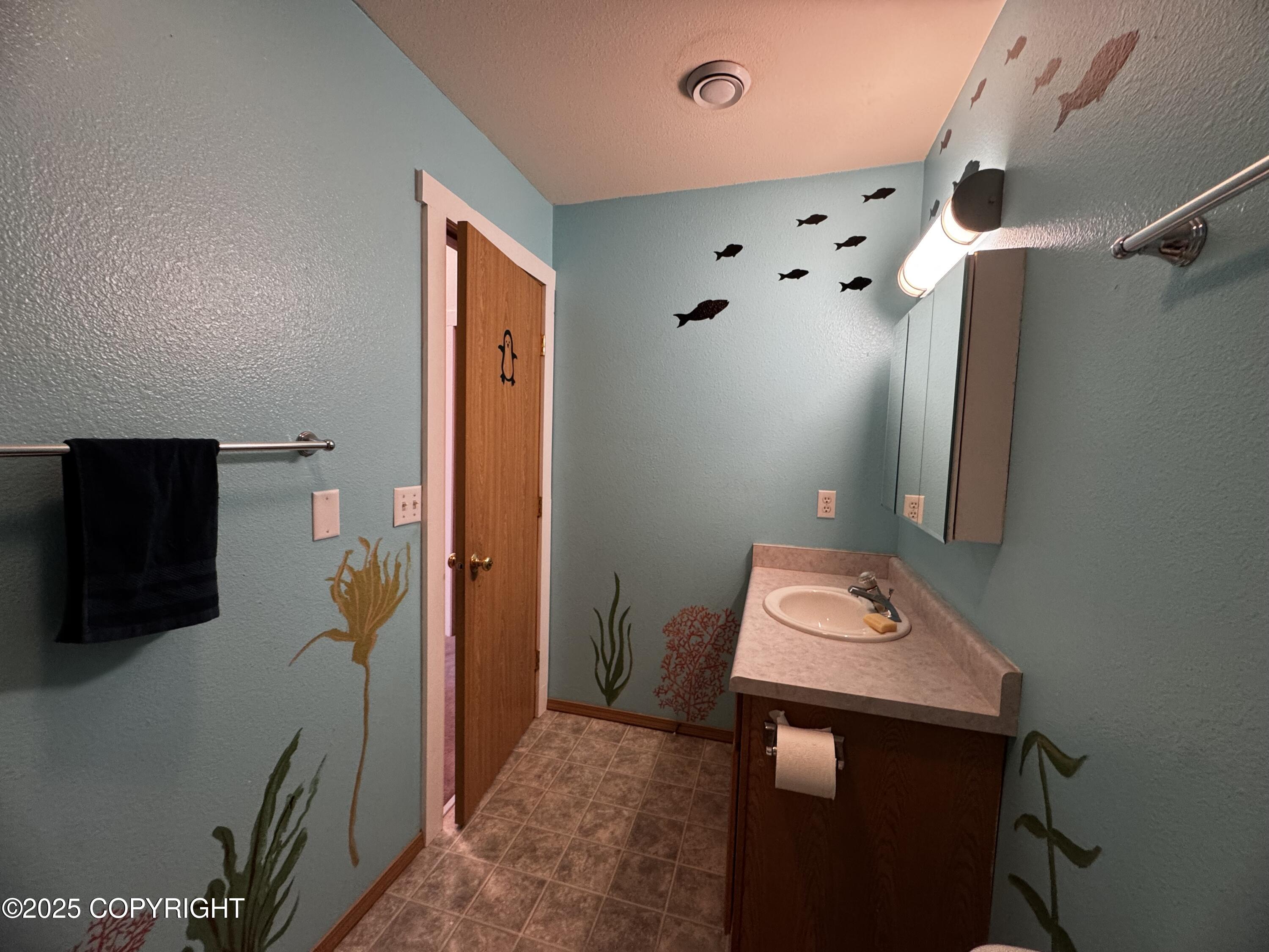 33325 Vinewood Lane, Seward, Alaska image 17