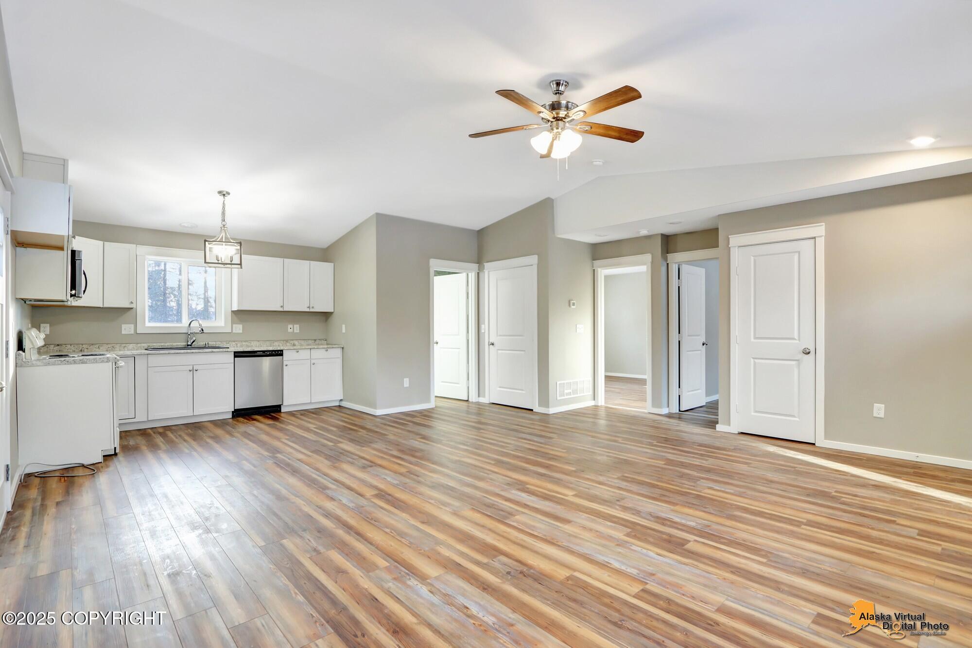 13439 W King Arthur Drive, Houston, Alaska image 3