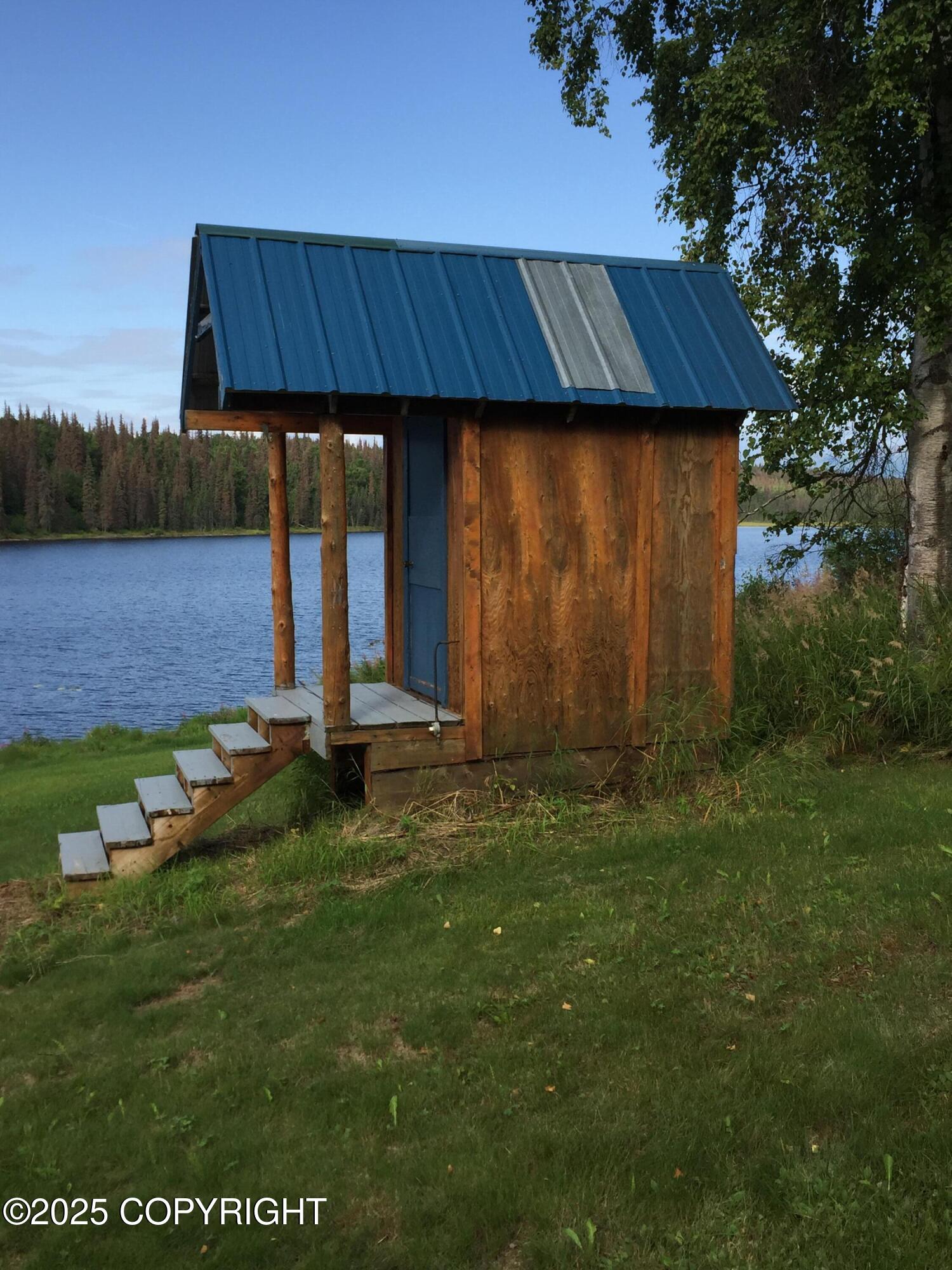 Tr K No Road, Skwentna, Alaska image 4