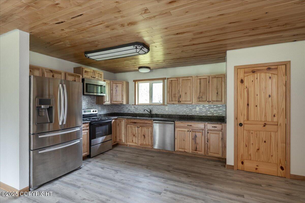 3432 Conifer Drive, North Pole, Alaska image 3