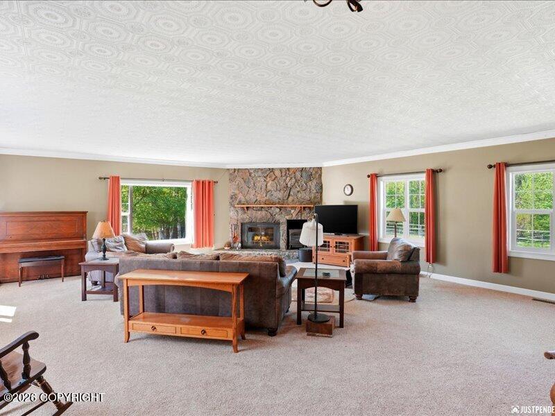 5050 N Farm Loop