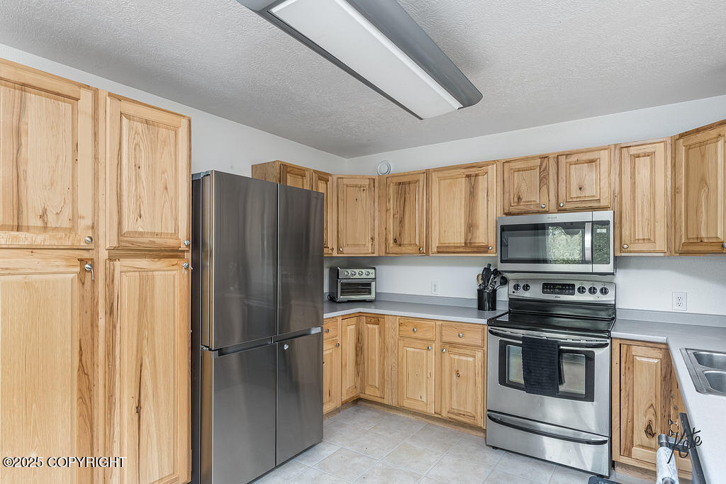 1688 N Goldbearing Court, Fairbanks, Alaska image 5