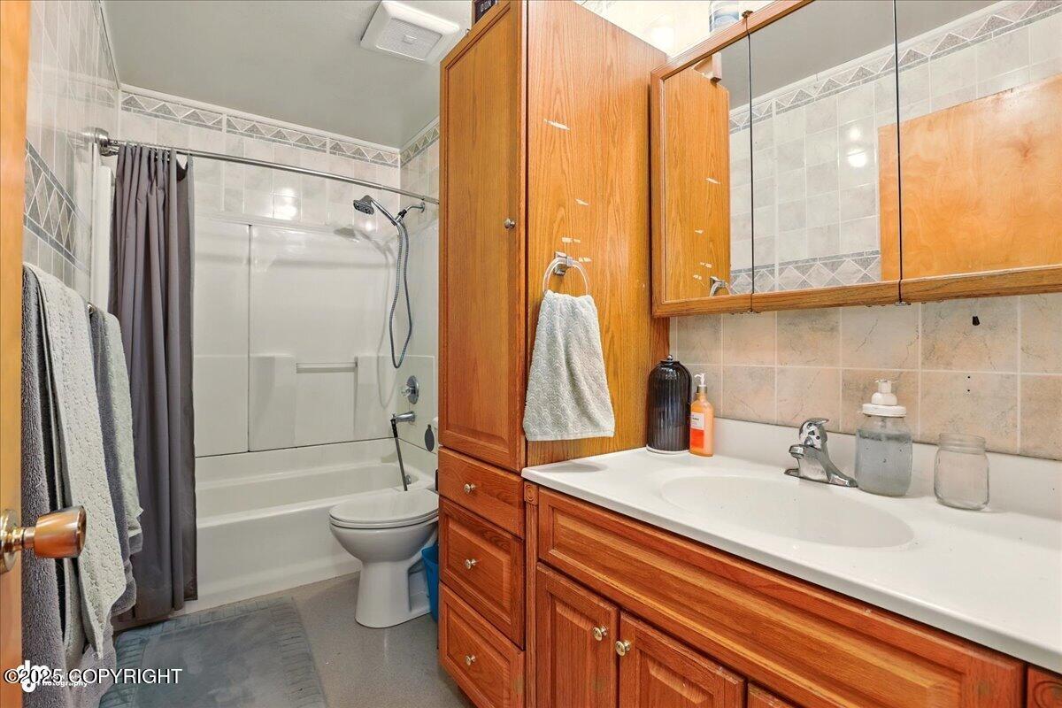 7446 E 20th Avenue, Anchorage, Alaska image 23