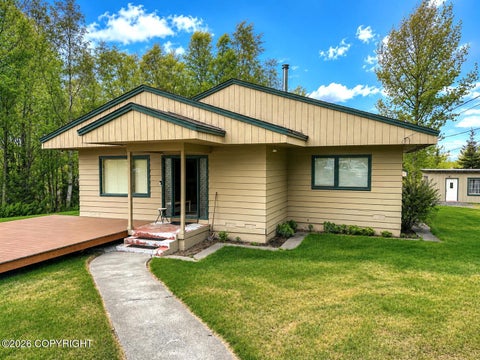 Photo of 221 Creekside Street, Anchorage, AK 99504 (MLS # 26-7482)