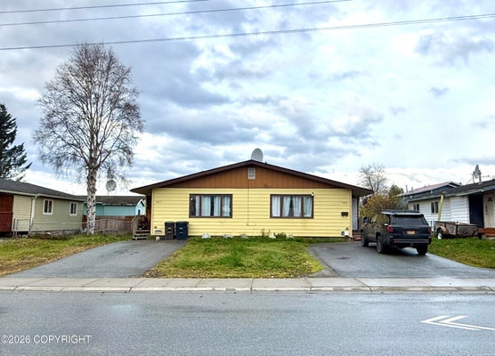 5419 E 4TH AVE, ANCHORAGE, AK 99508 - Image 8d230daa7263deb8e0d4d15634da3ec3/2177080803