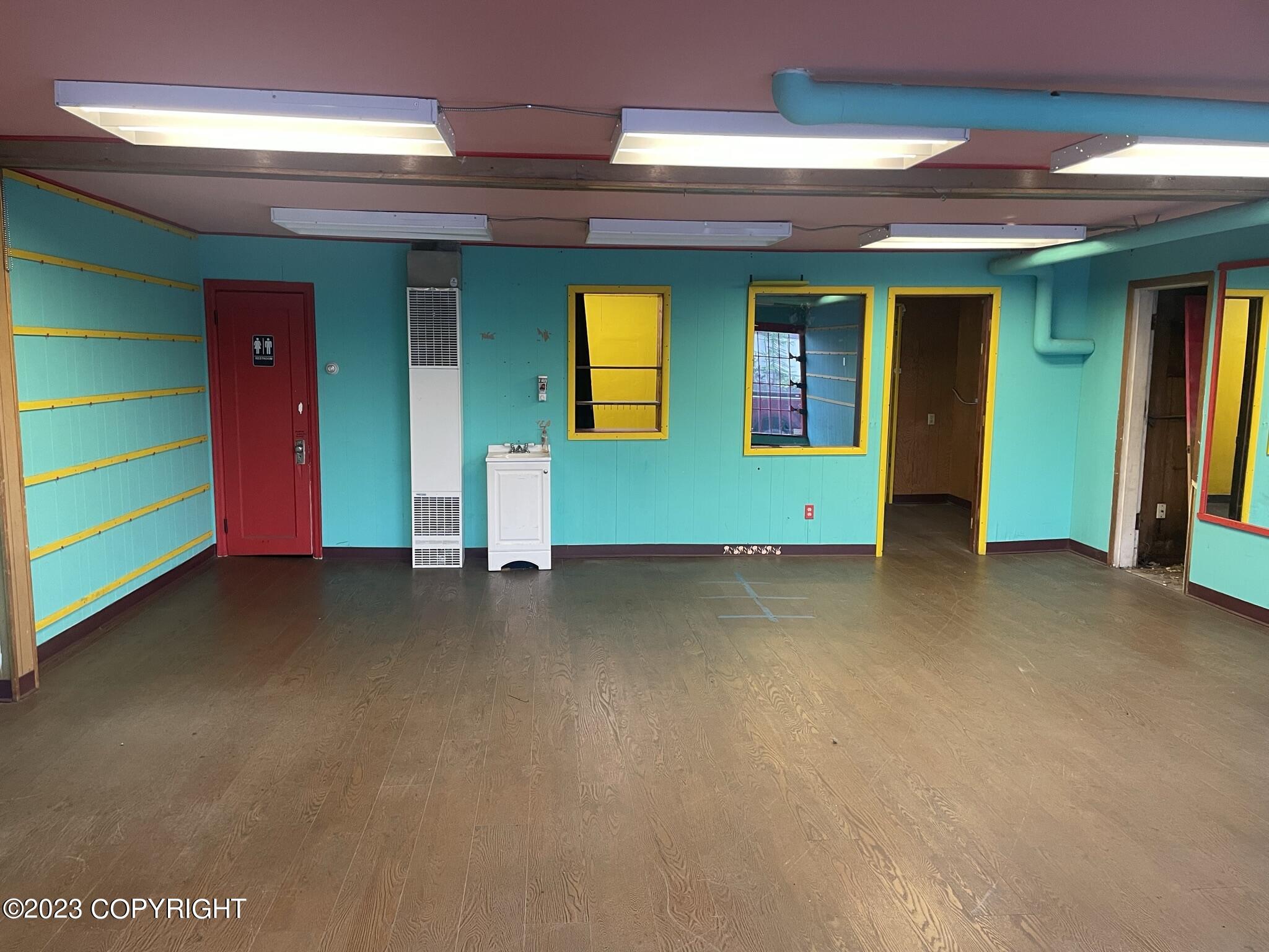 Anchorage, Alaska 99501, United States, ,Residential,Active,70632