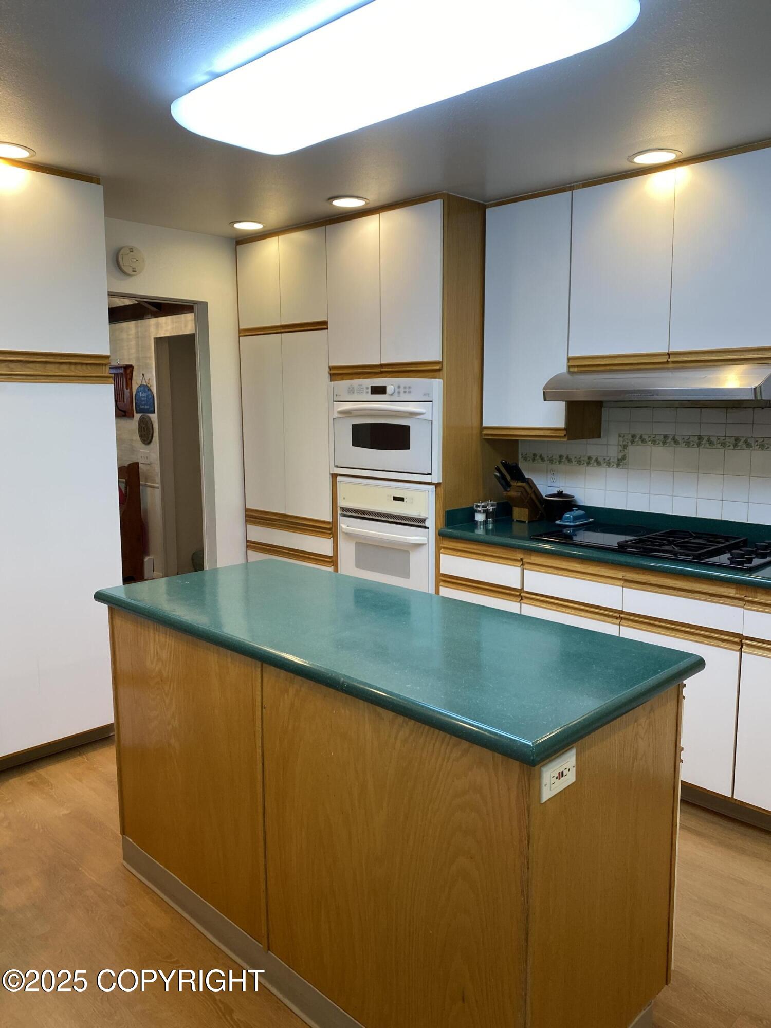 3316 Vassar Drive, Anchorage, Alaska image 23