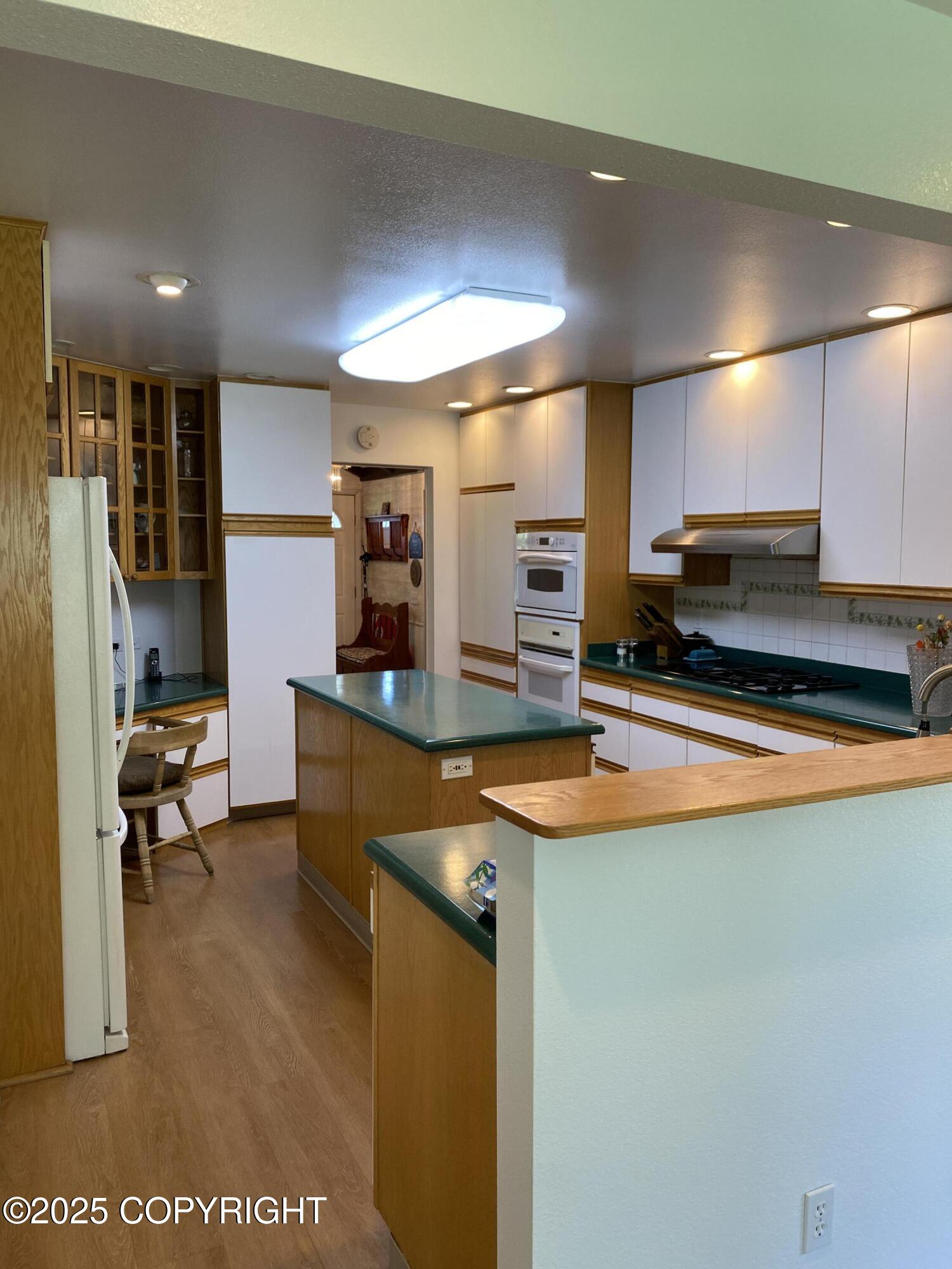 3316 Vassar Drive, Anchorage, Alaska image 21