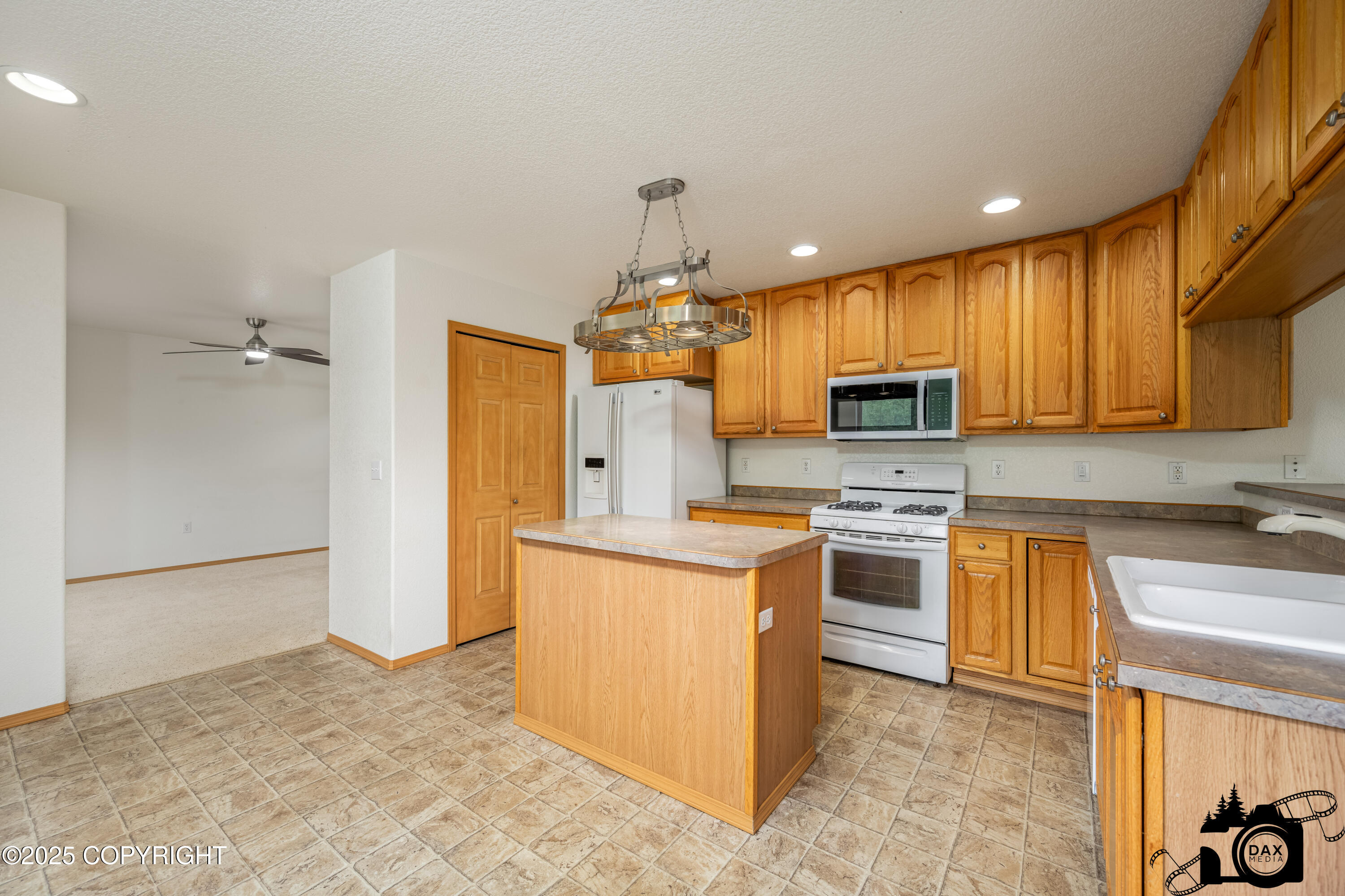 118 S Vickie Circle, Palmer, Alaska image 10