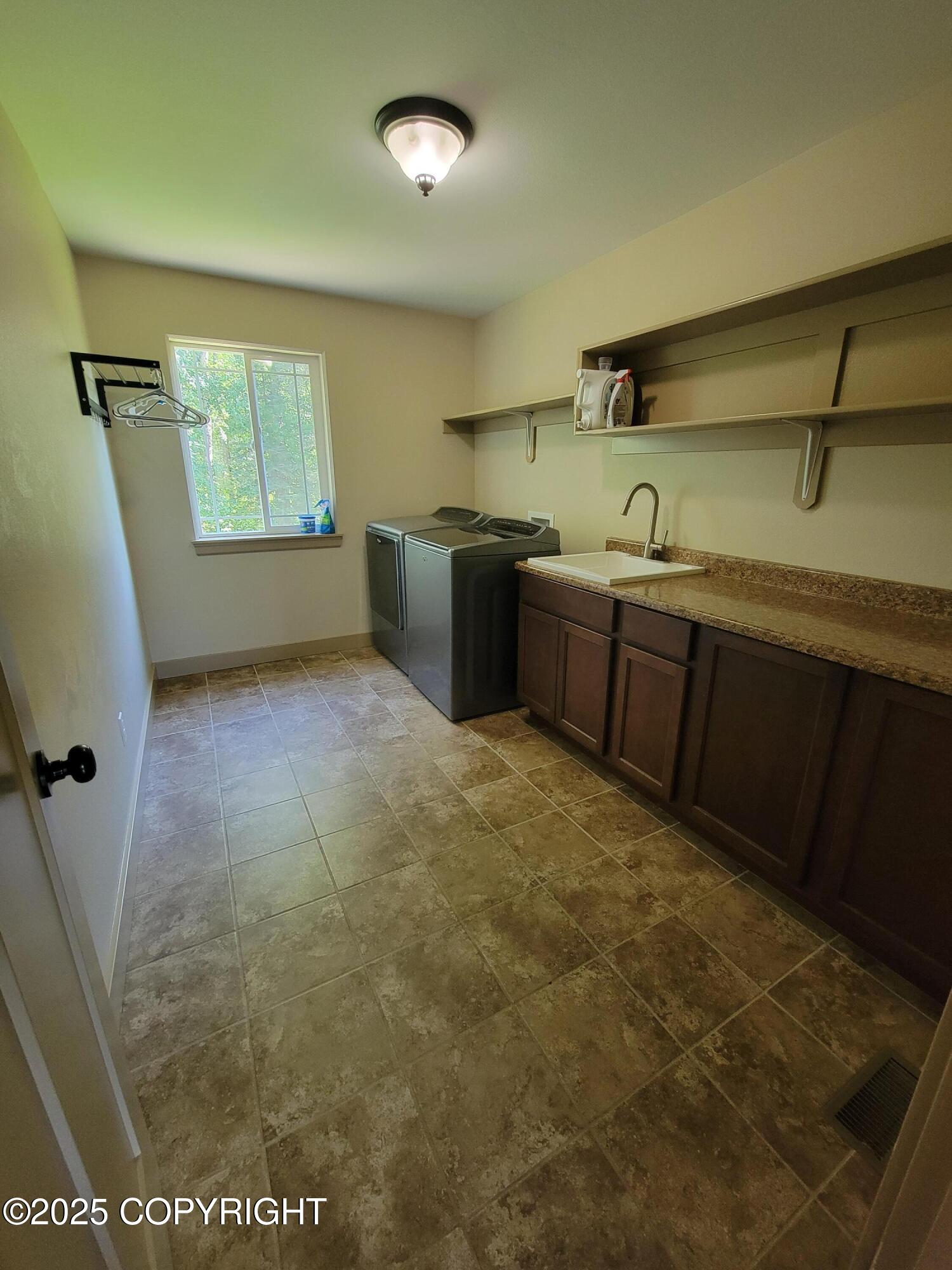 7779 N Showers Street, Palmer, Alaska image 35