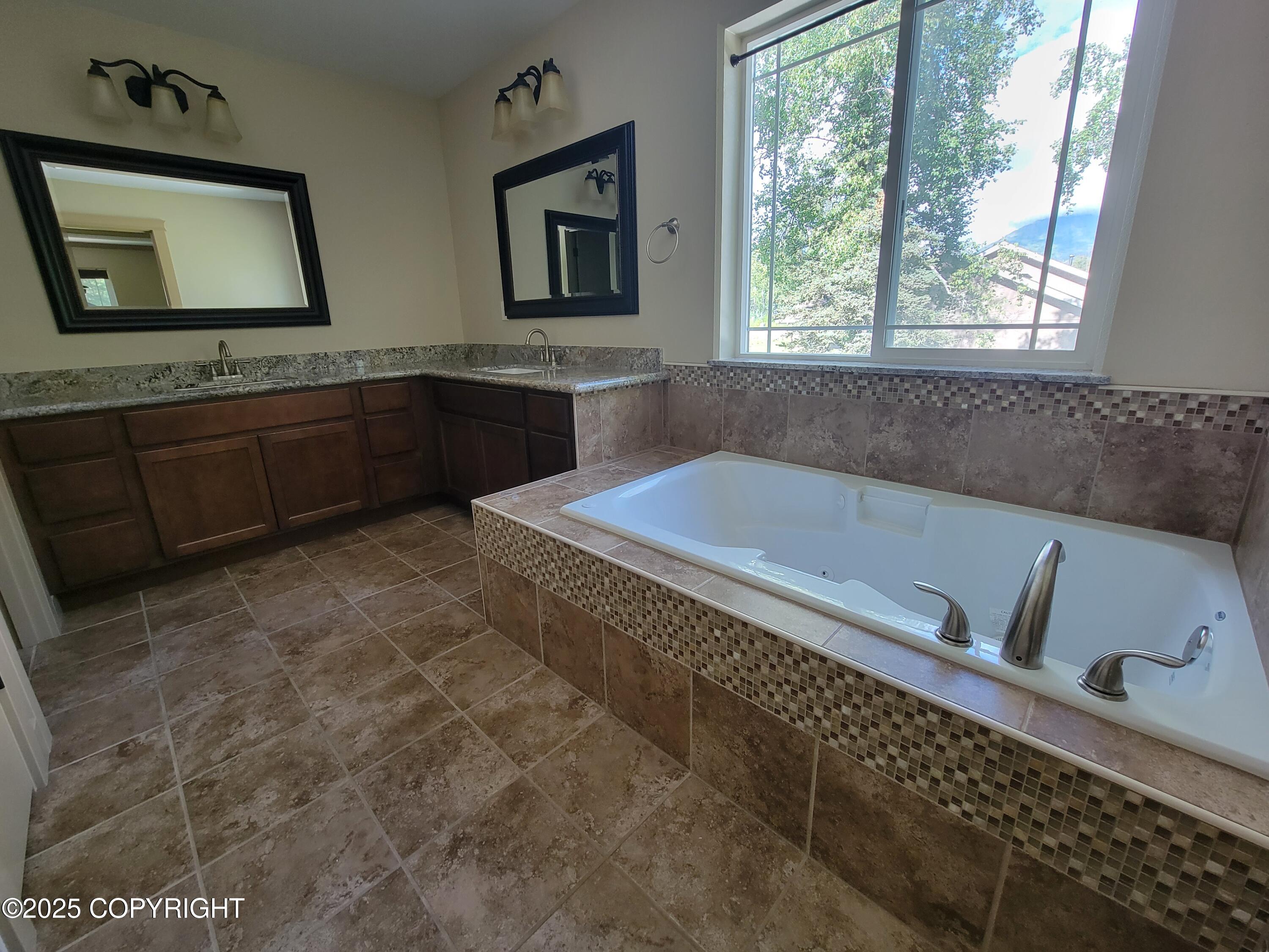 7779 N Showers Street, Palmer, Alaska image 32