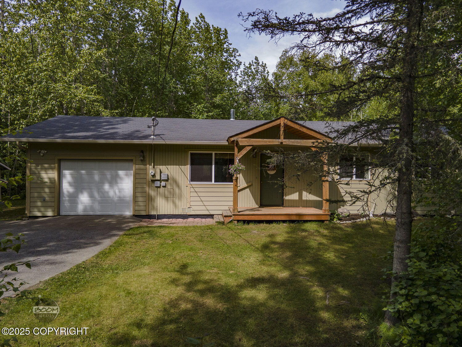 9845 E Lee Ann Drive, Palmer, Alaska image 1