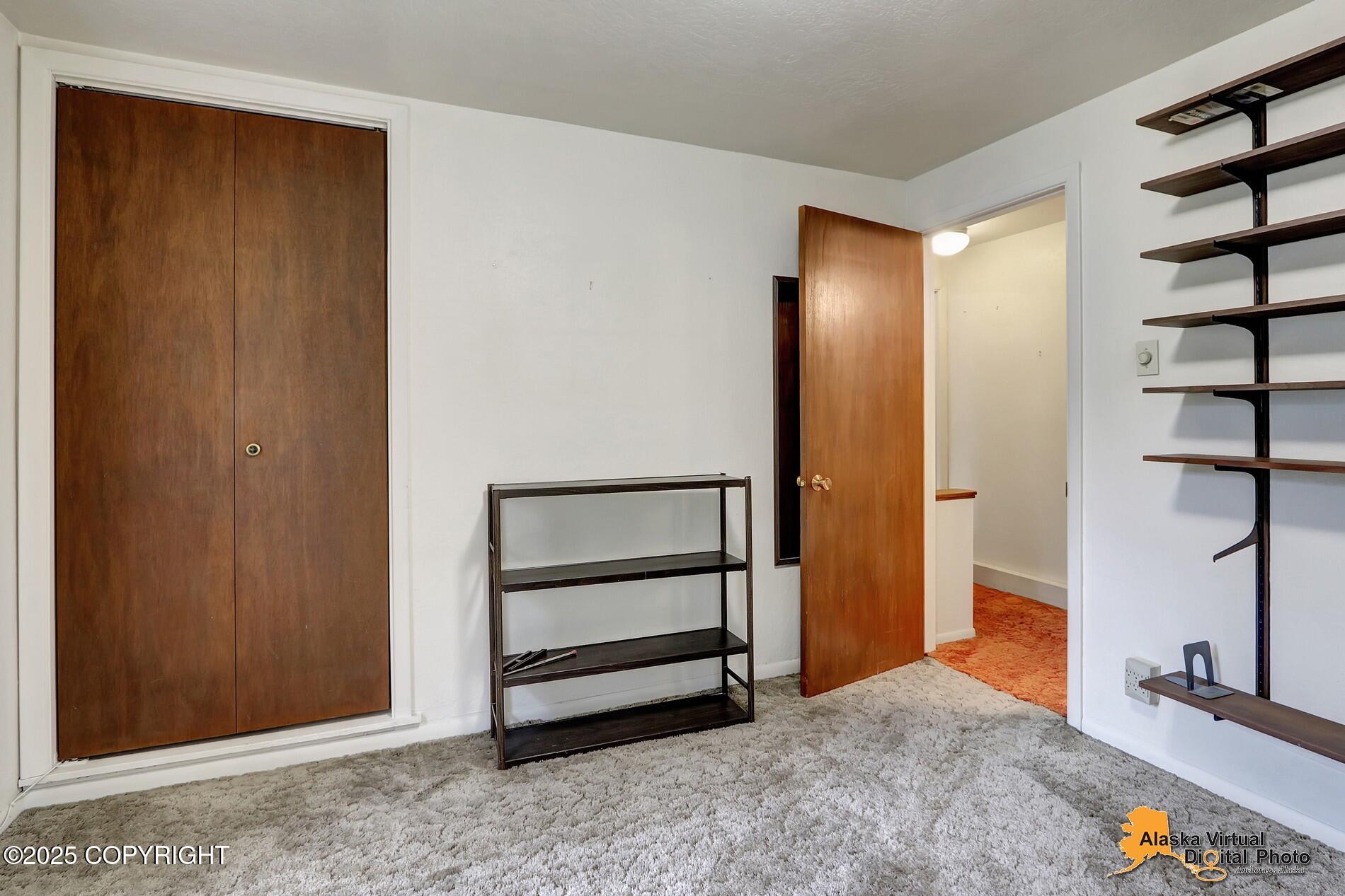 Anchorage, Alaska 99501, United States, 4 Bedrooms Bedrooms, ,2 BathroomsBathrooms,Residential,Pending,208731