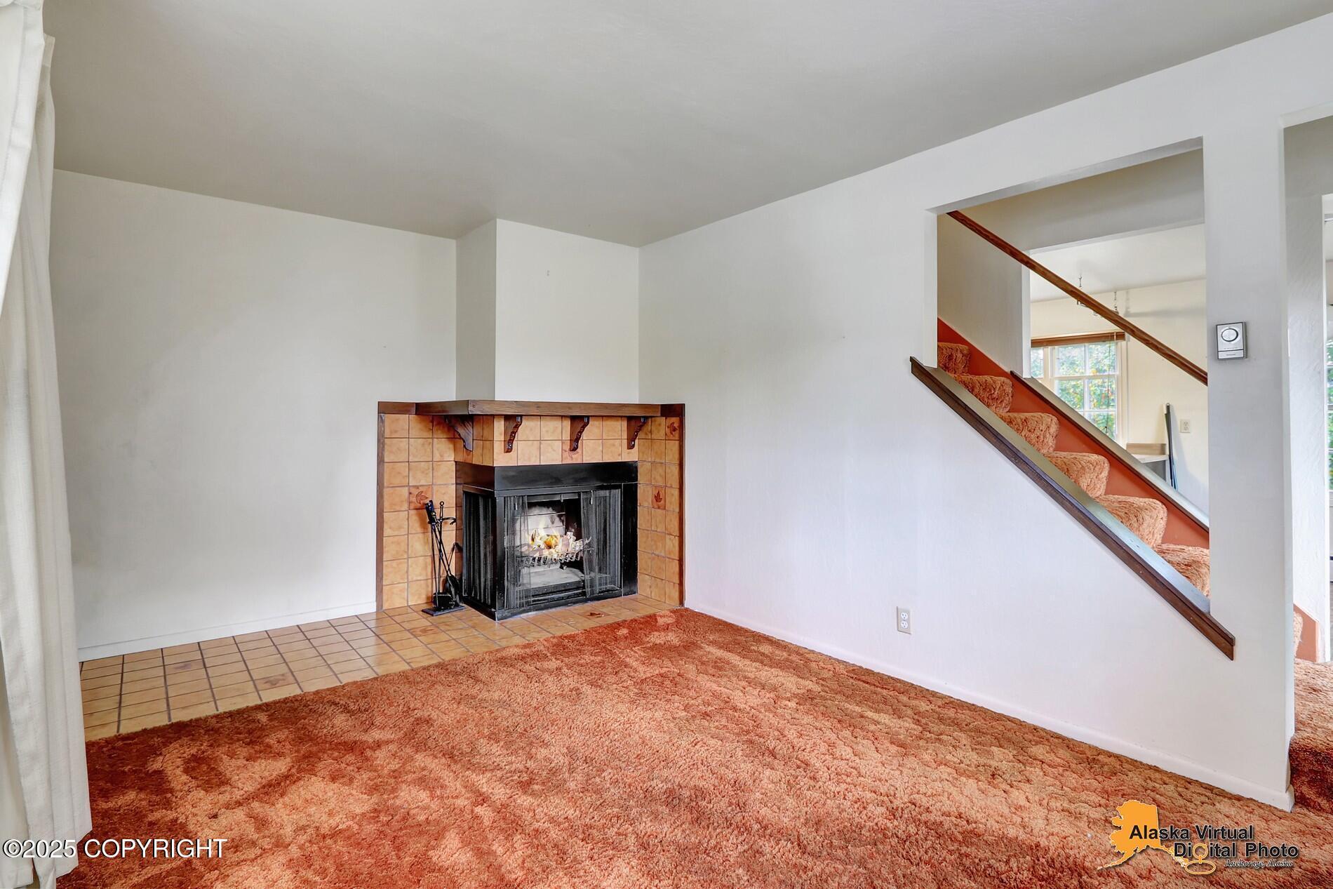 Anchorage, Alaska 99501, United States, 4 Bedrooms Bedrooms, ,2 BathroomsBathrooms,Residential,Pending,208731