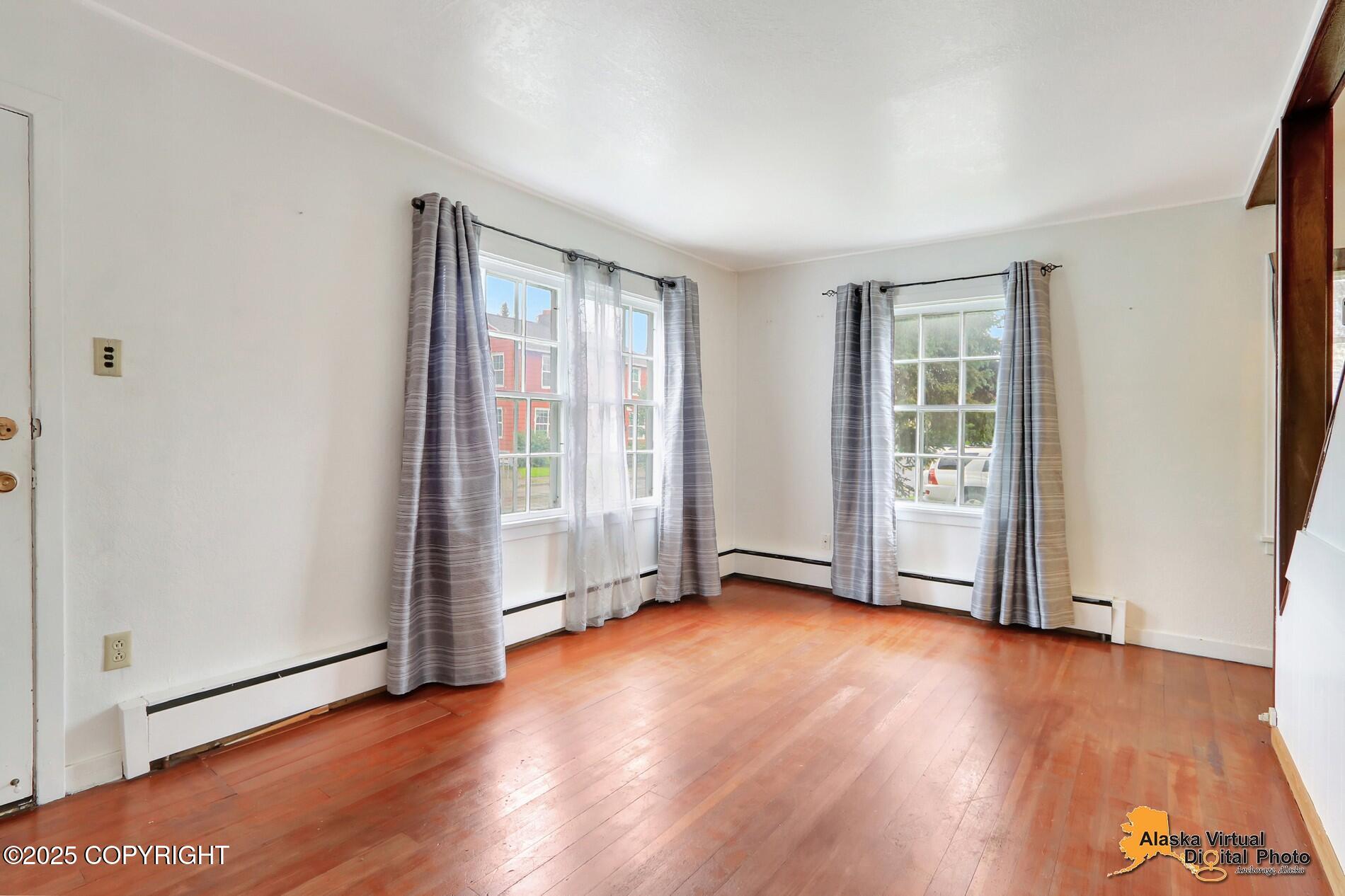 Anchorage, Alaska 99501, United States, 4 Bedrooms Bedrooms, ,2 BathroomsBathrooms,Residential,Pending,208731