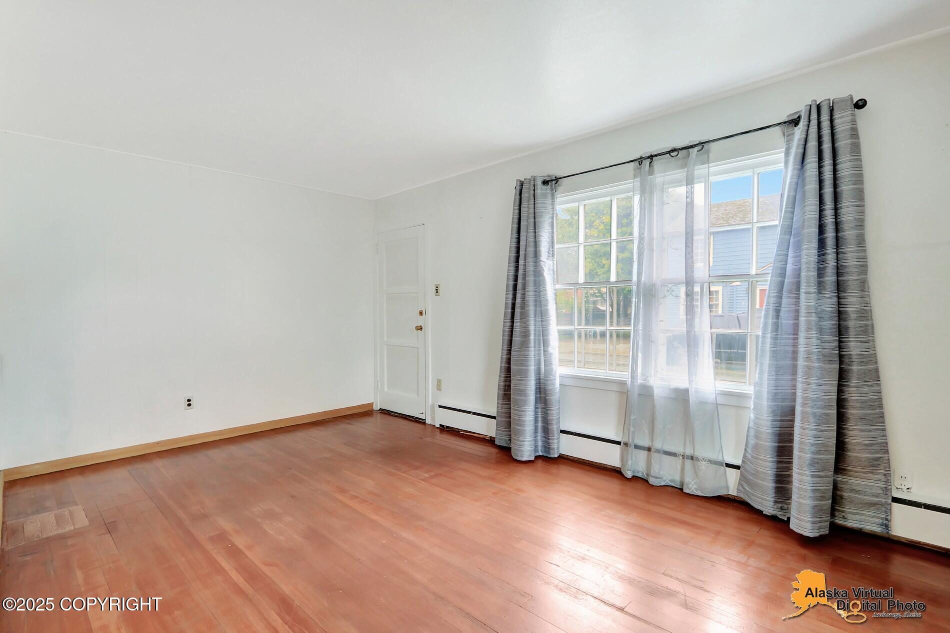 Anchorage, Alaska 99501, United States, 4 Bedrooms Bedrooms, ,2 BathroomsBathrooms,Residential,Pending,208731