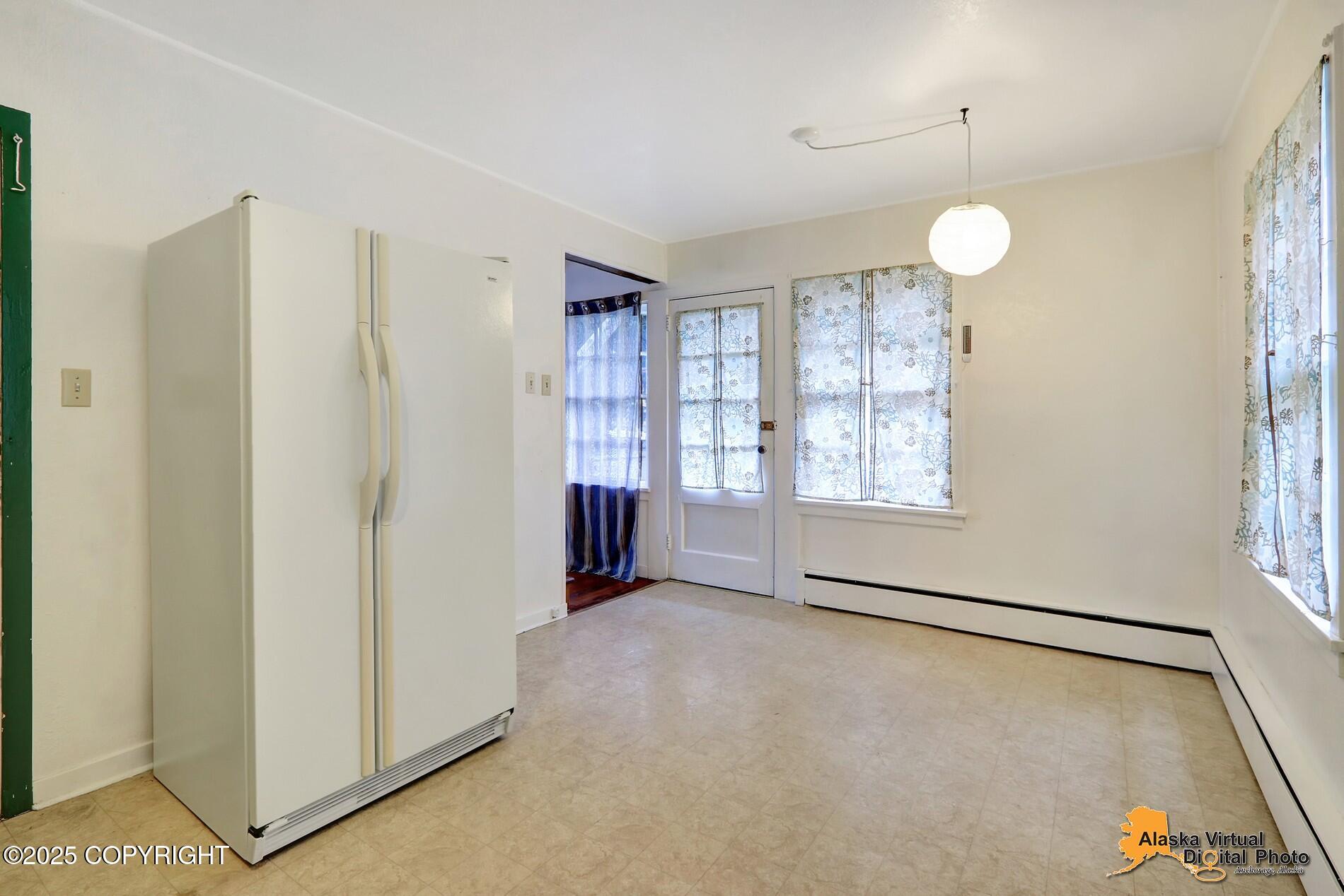 Anchorage, Alaska 99501, United States, 4 Bedrooms Bedrooms, ,2 BathroomsBathrooms,Residential,Pending,208731