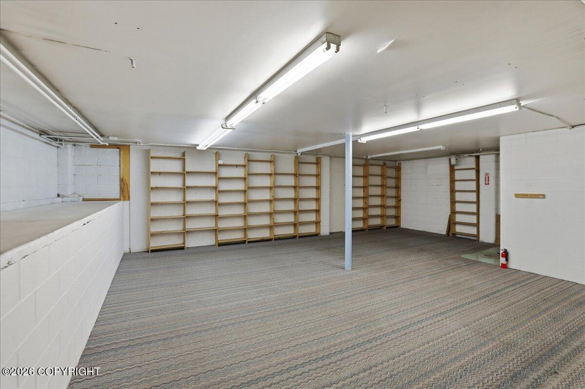 1068 W Fireweed Lane