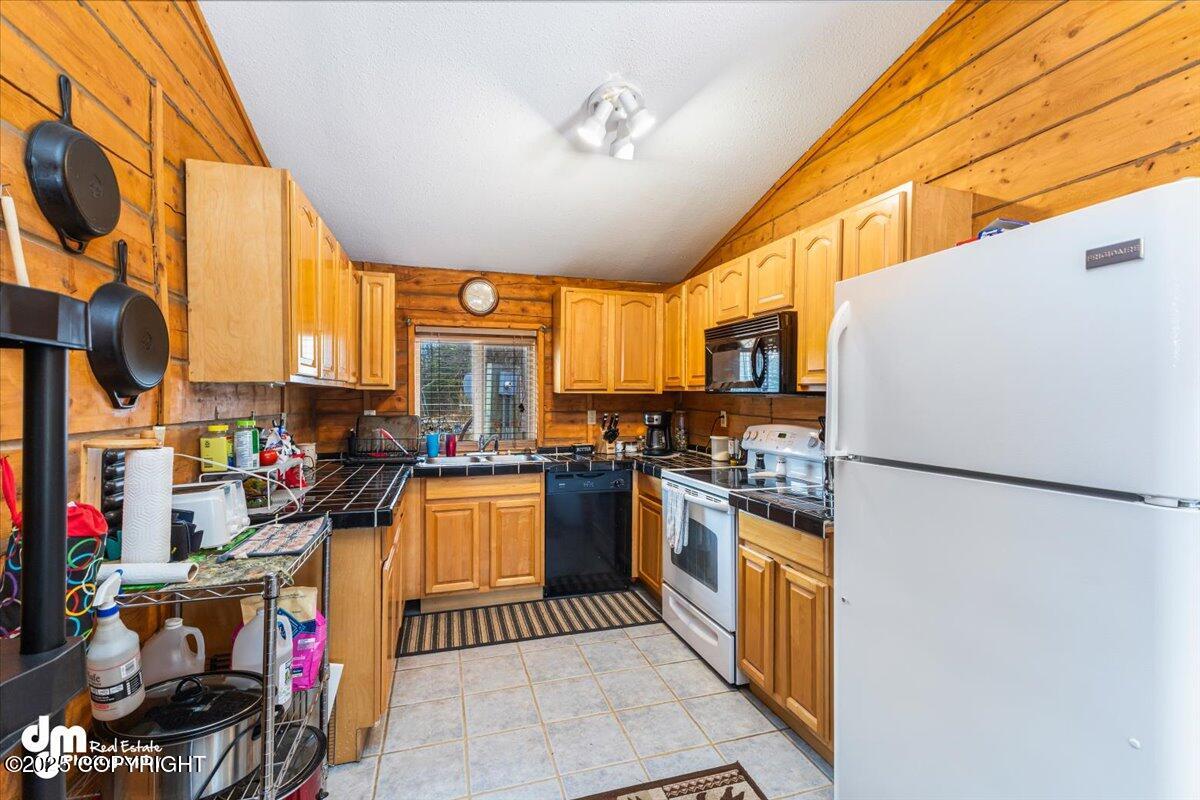13811 N Willow Drive, Willow, Alaska image 16