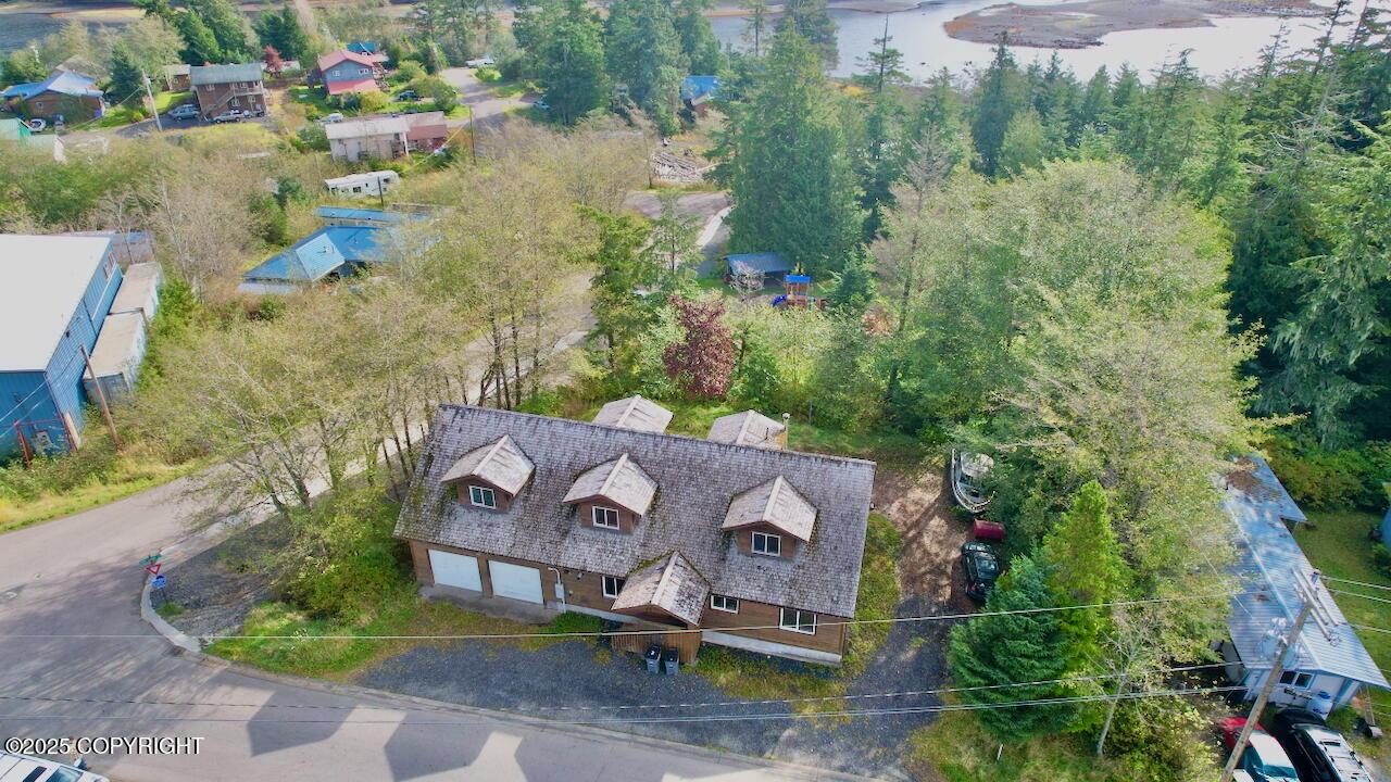 1409 Sunnyside Drive