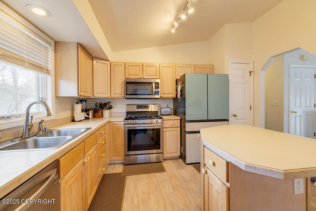 4011 Justin Circle, Anchorage, Alaska image 3
