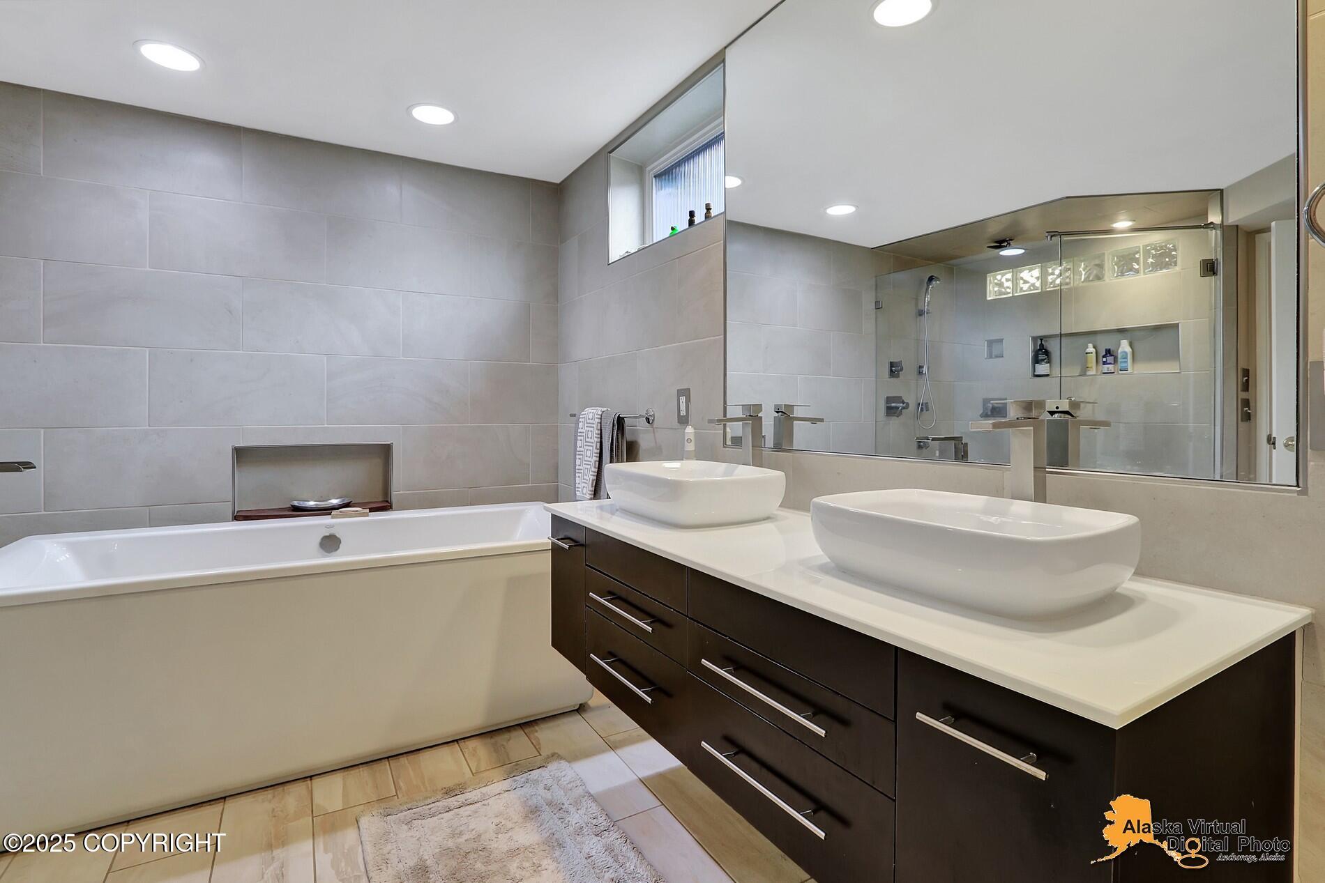 1040 W 23rd Avenue, Anchorage, Alaska image 33