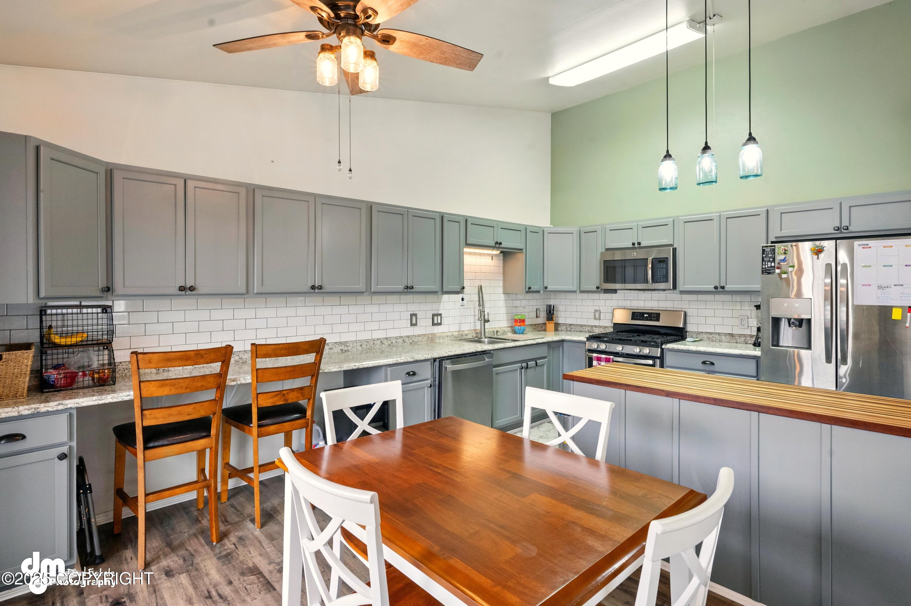 17334 Flintwood Place, Eagle River, Alaska image 15