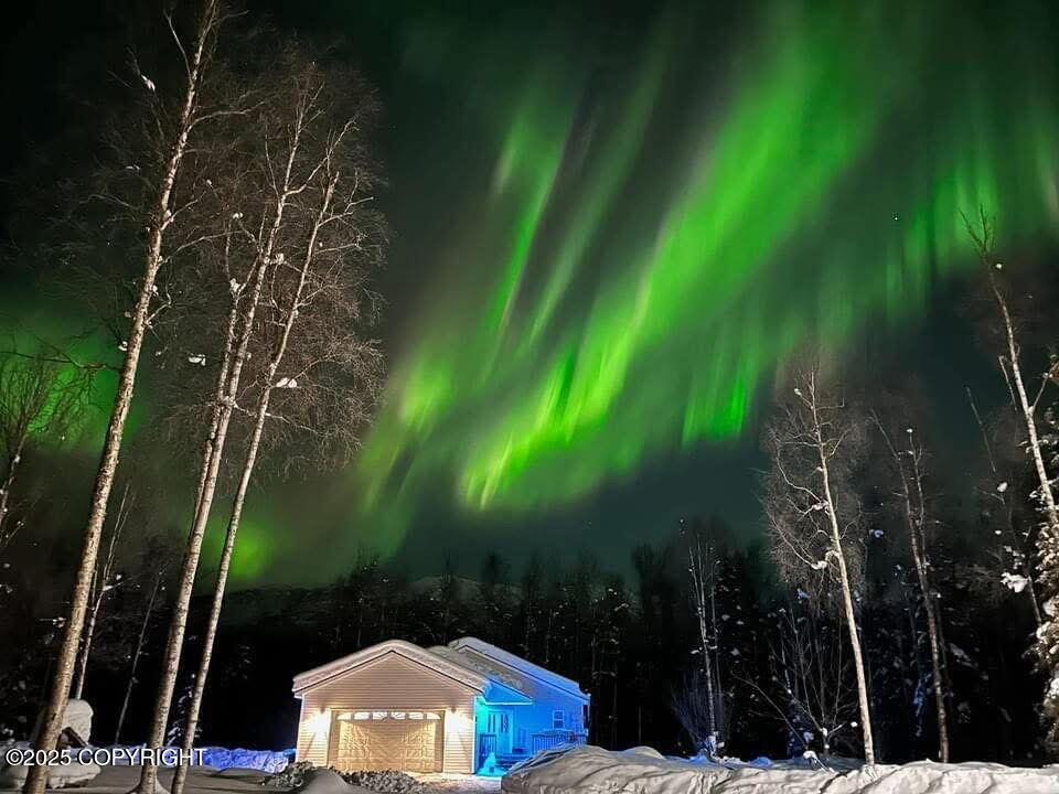 18626 Mink Creek Drive, Chugiak, Alaska image 2