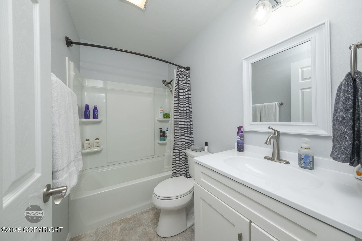 1320 Gram Circle, Anchorage, Alaska image 18