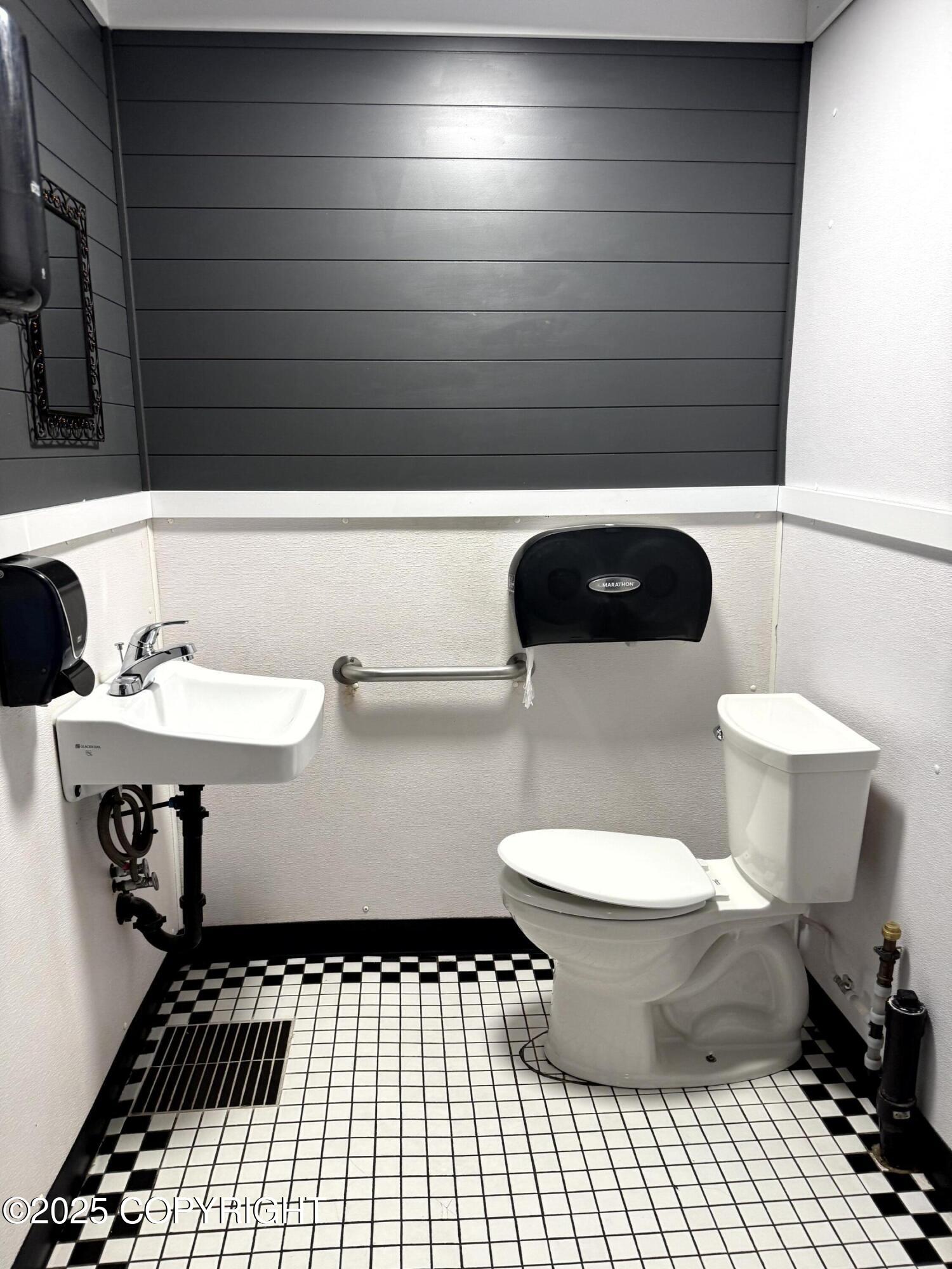 Homer, Alaska 99603, United States, ,Commercial,Active,158438