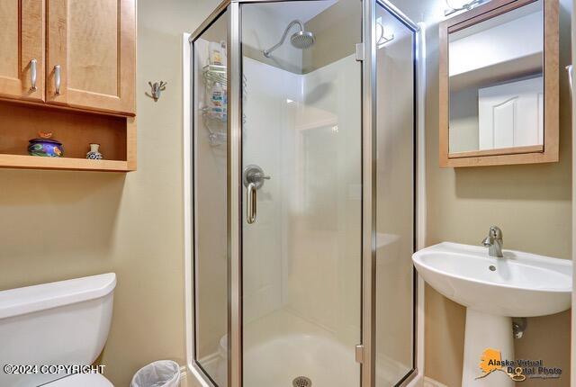 11609 Hebron Drive, Eagle River, Alaska image 32