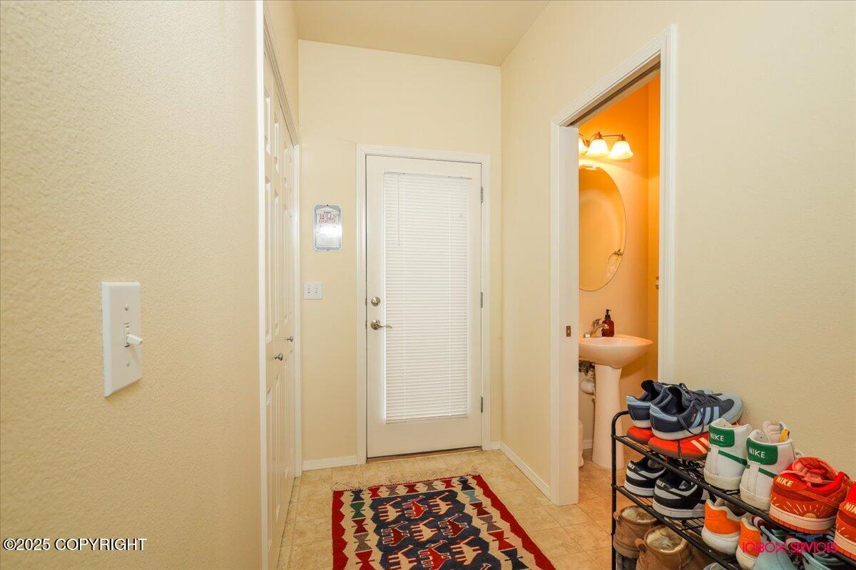 20145 Riverside Drive #4B, Eagle River, Alaska image 25