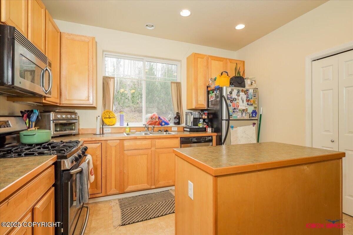 20145 Riverside Drive #4B, Eagle River, Alaska image 12