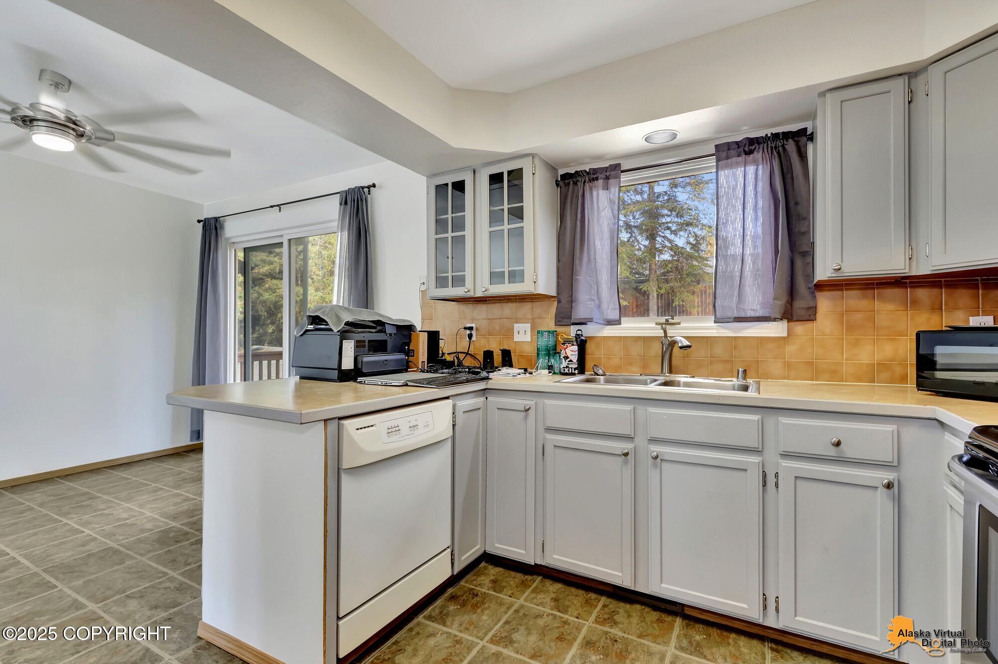 18305 Hidden Falls Avenue, Eagle River, Alaska image 14