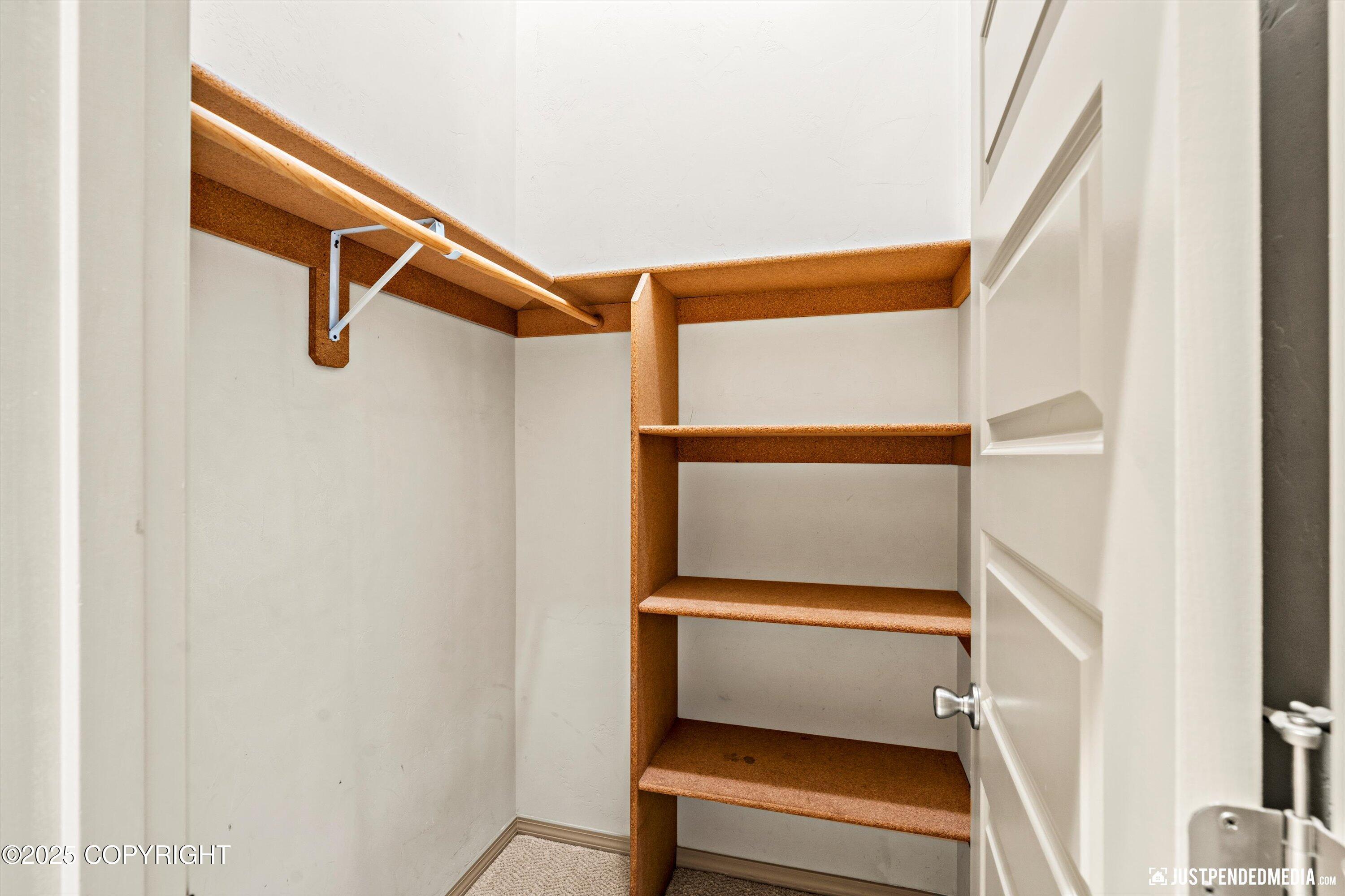 Eagle River, Alaska 99577, United States, 4 Bedrooms Bedrooms, ,3 BathroomsBathrooms,Residential,Active,221436